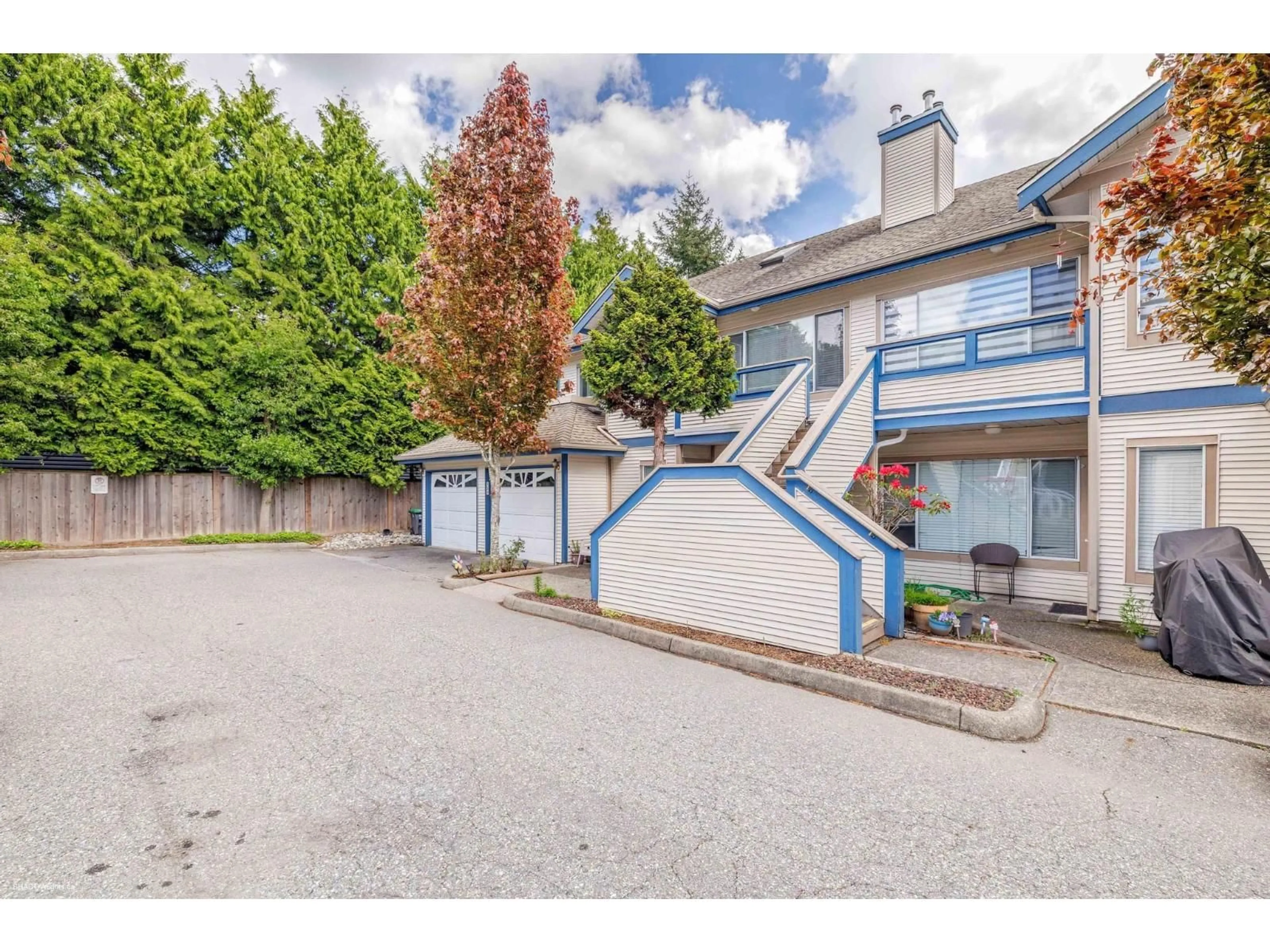 A pic from outside/outdoor area/front of a property/back of a property/a pic from drone, street for 222 - 7837 120A STREET, Surrey British Columbia V3W0W9