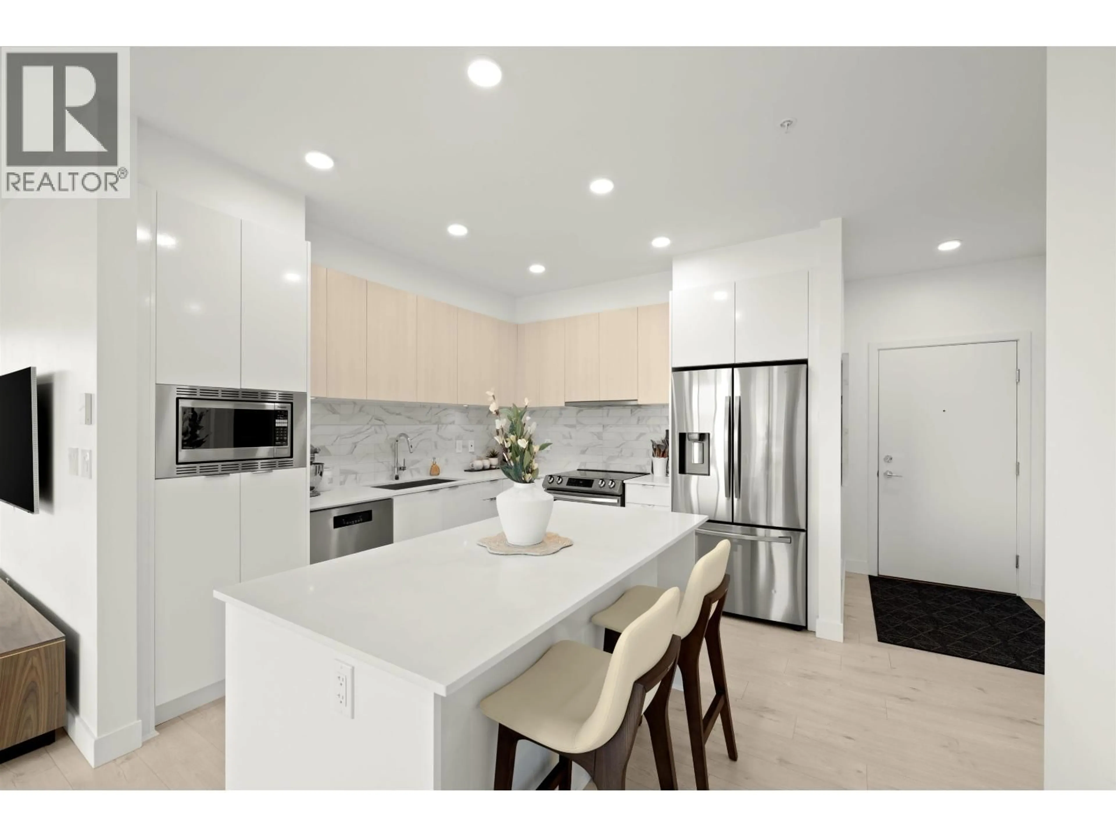 Open concept kitchen, ceramic/tile floor for 219 - 1792 STARLING DRIVE, Tsawwassen British Columbia V4M0E4