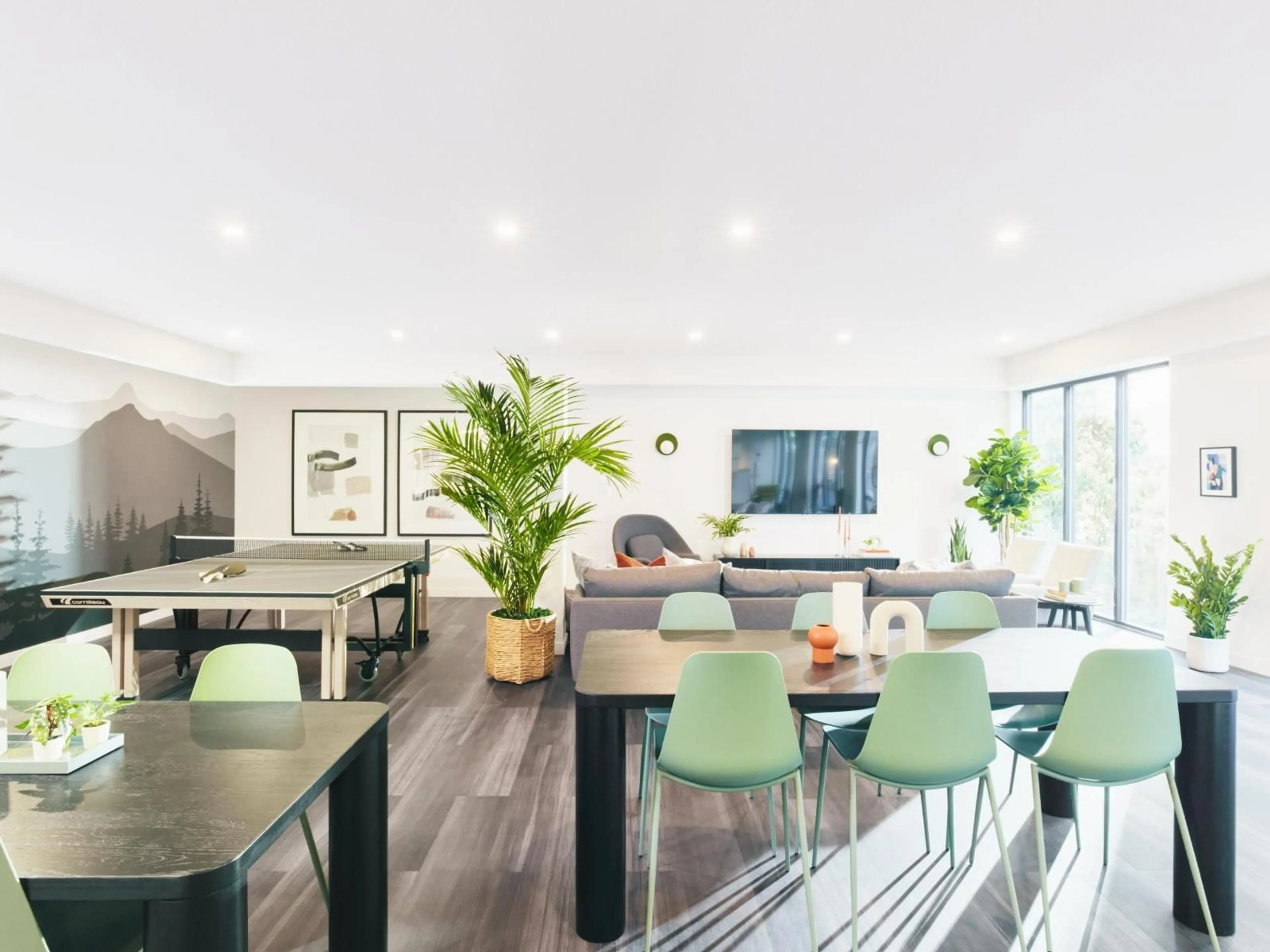 Living room with furniture, unknown for 511 - 15730 FRASER HIGHWAY, Surrey British Columbia V0V0V0