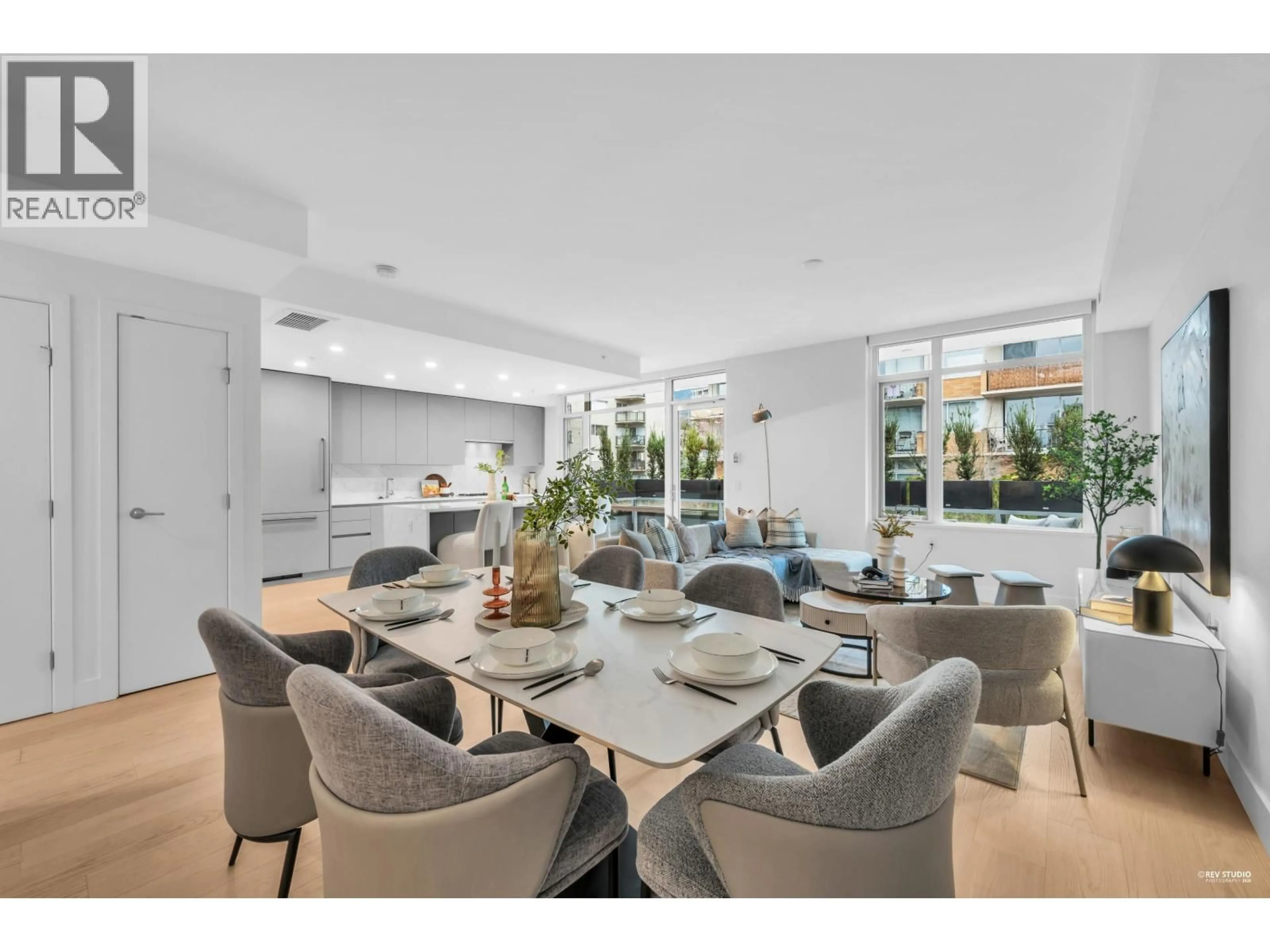 Dining room, ceramic/tile floor for 301 - 1331 MARINE DRIVE, West Vancouver British Columbia V7T1B6