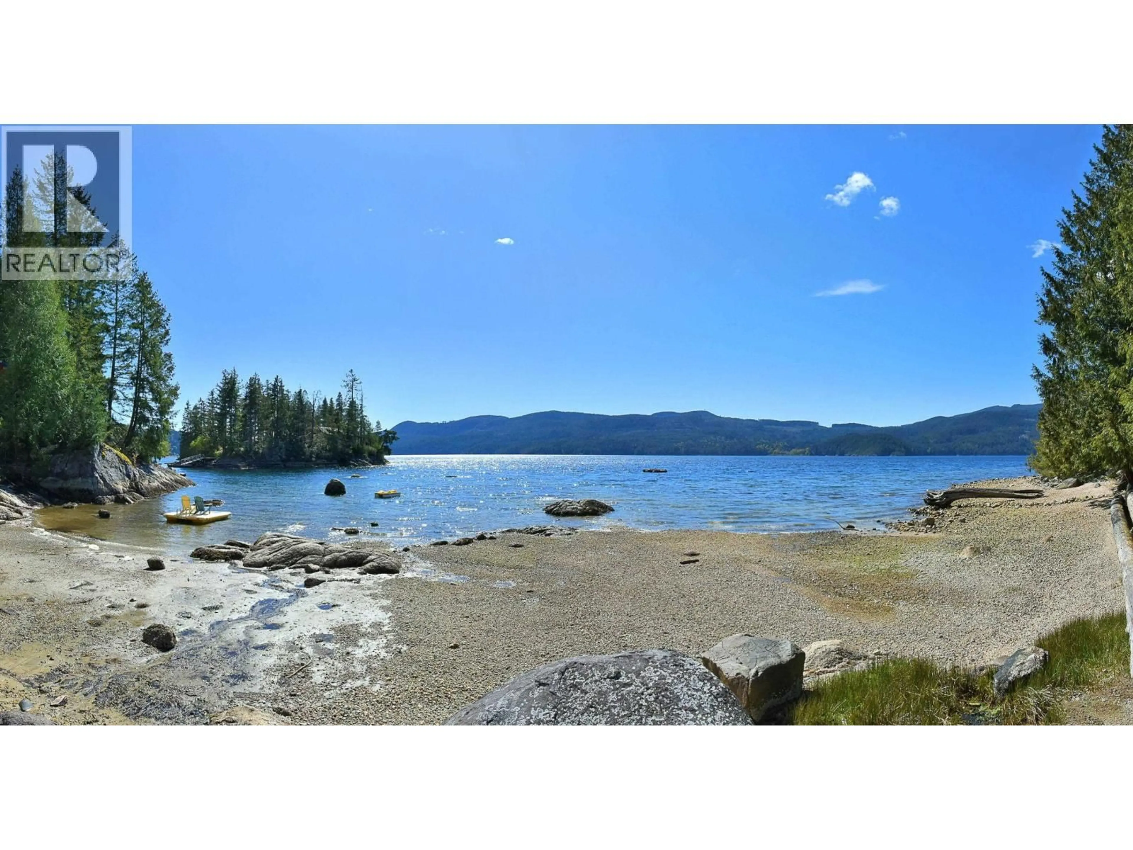 Unknown for 7545 ISLETS PLACE, Sechelt British Columbia V7Z0C5
