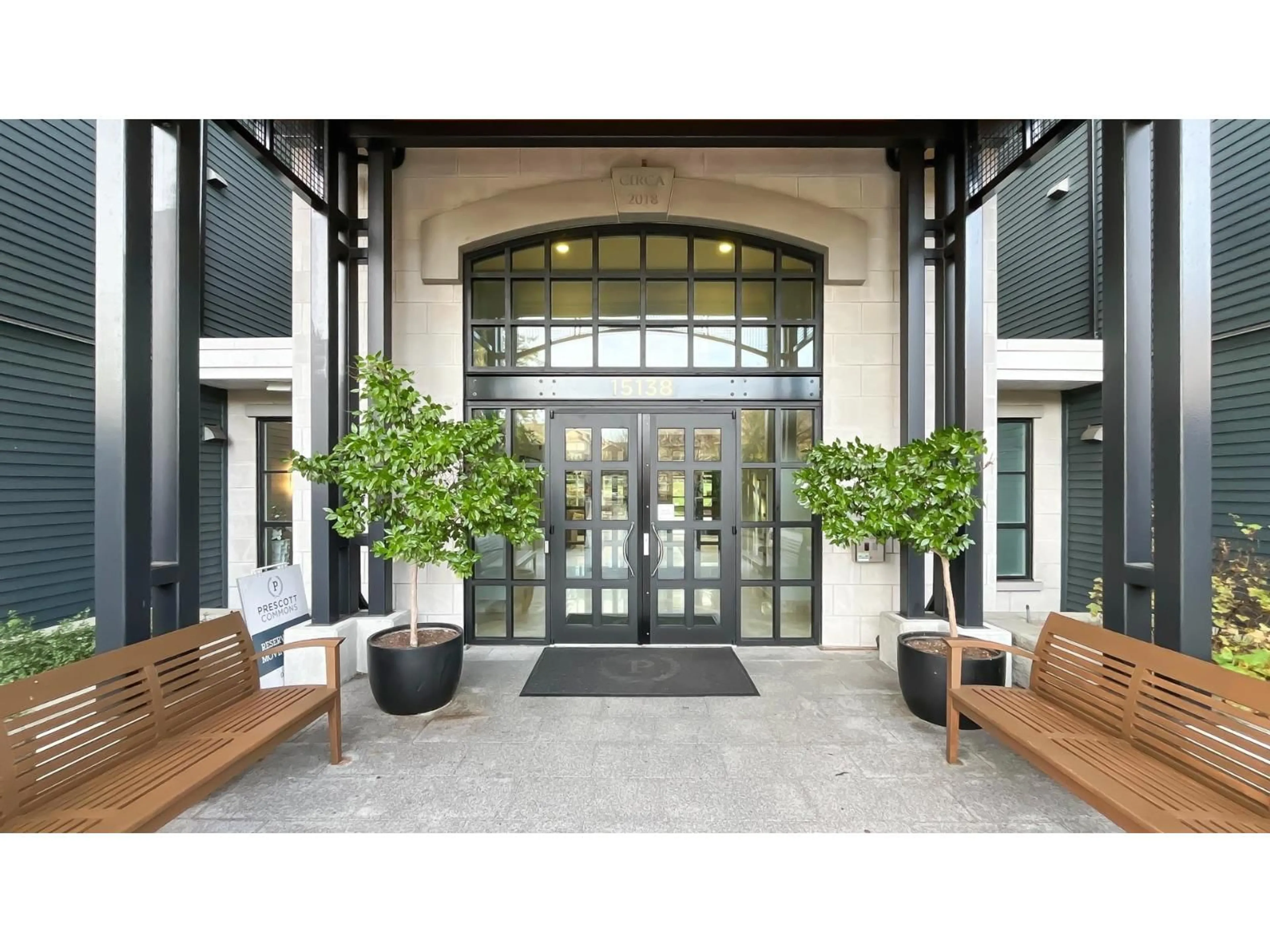 Indoor foyer for 313 - 15138 34 AVENUE, Surrey British Columbia V3Z0Y5