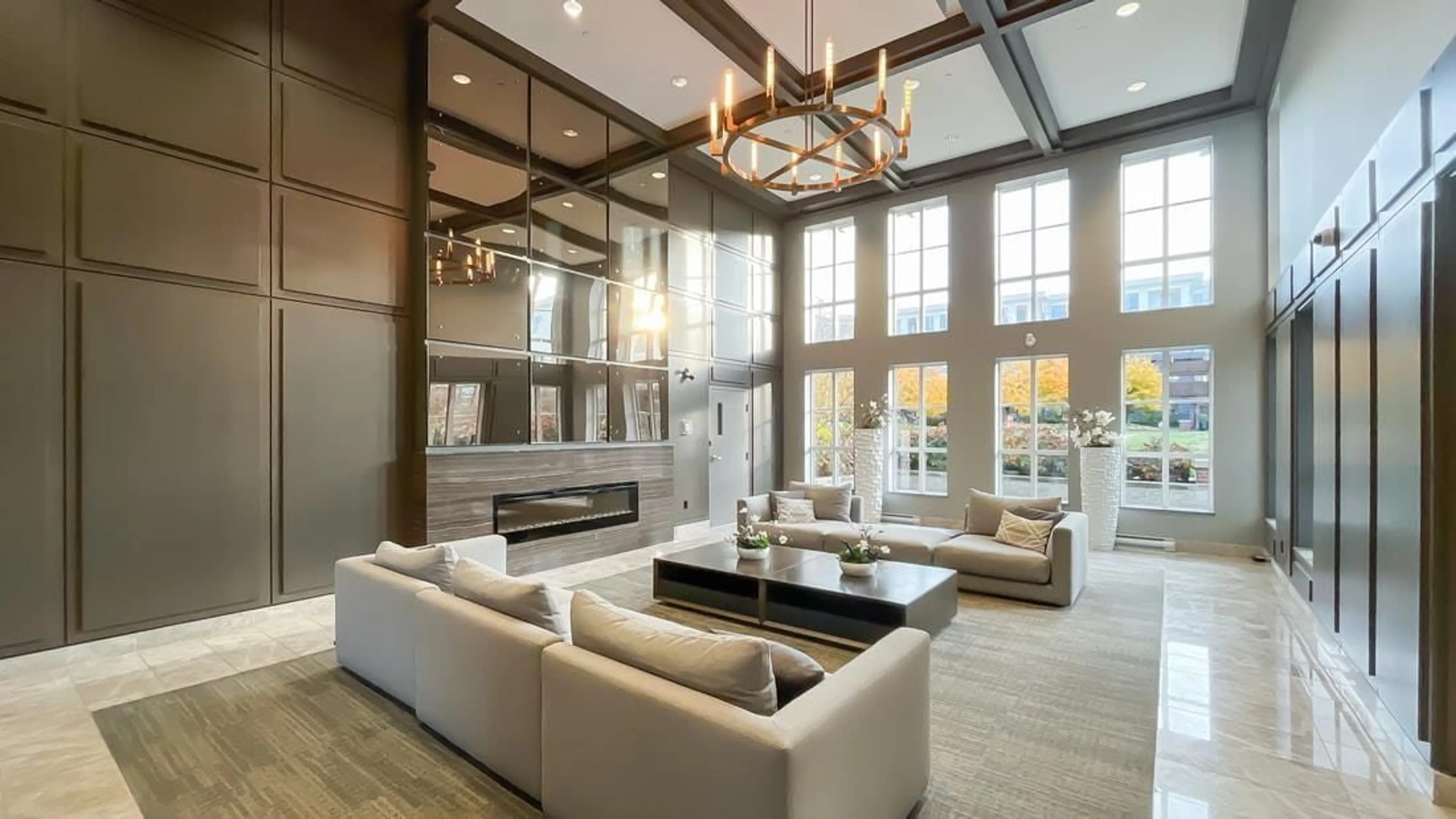 Lobby for 313 - 15138 34 AVENUE, Surrey British Columbia V3Z0Y5