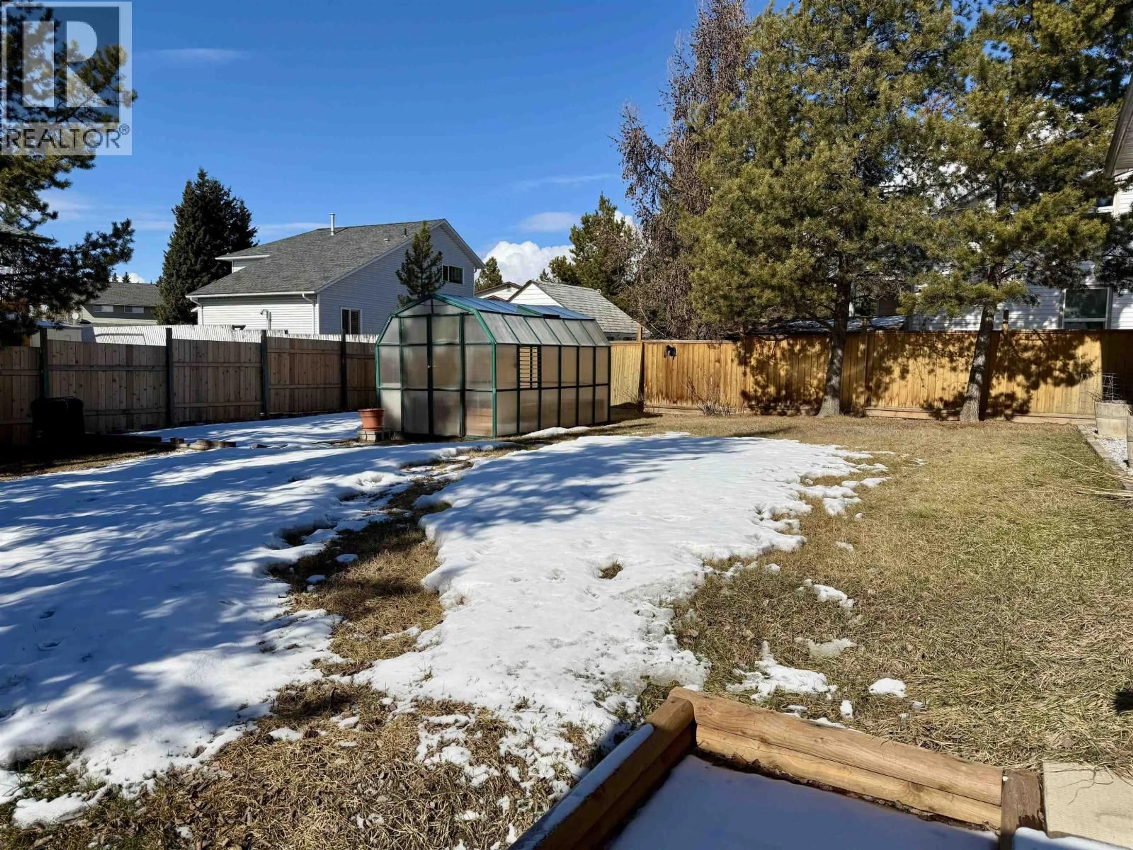 A pic from outside/outdoor area/front of a property/back of a property/a pic from drone, unknown for 3473 HAWES PLACE, Vanderhoof British Columbia V0J3A2