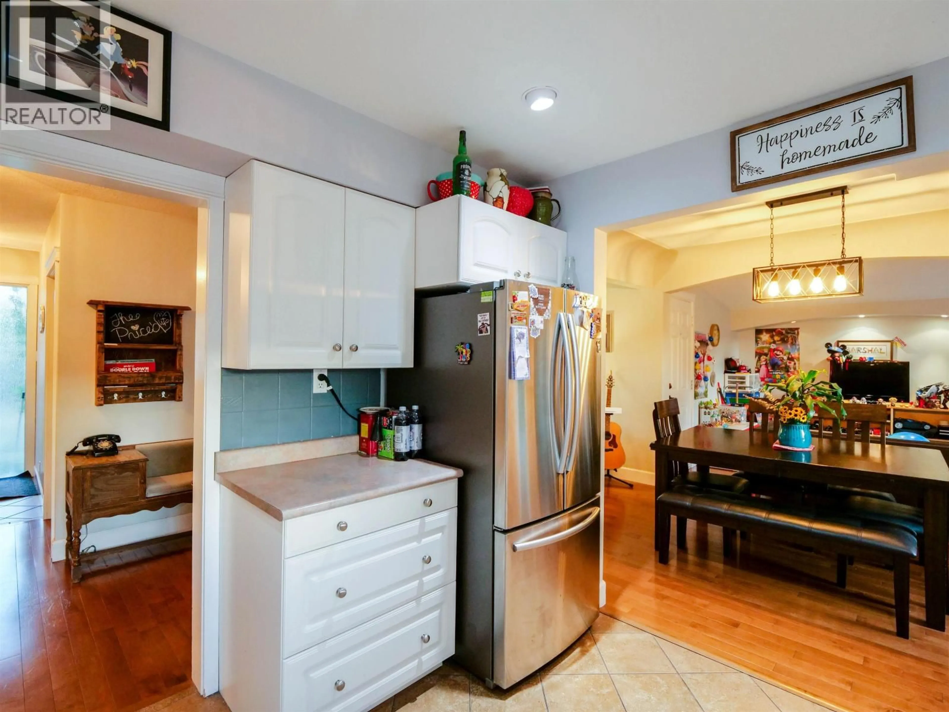 Open concept kitchen, unknown for 793 WALKEM STREET, Quesnel British Columbia V2J2J8