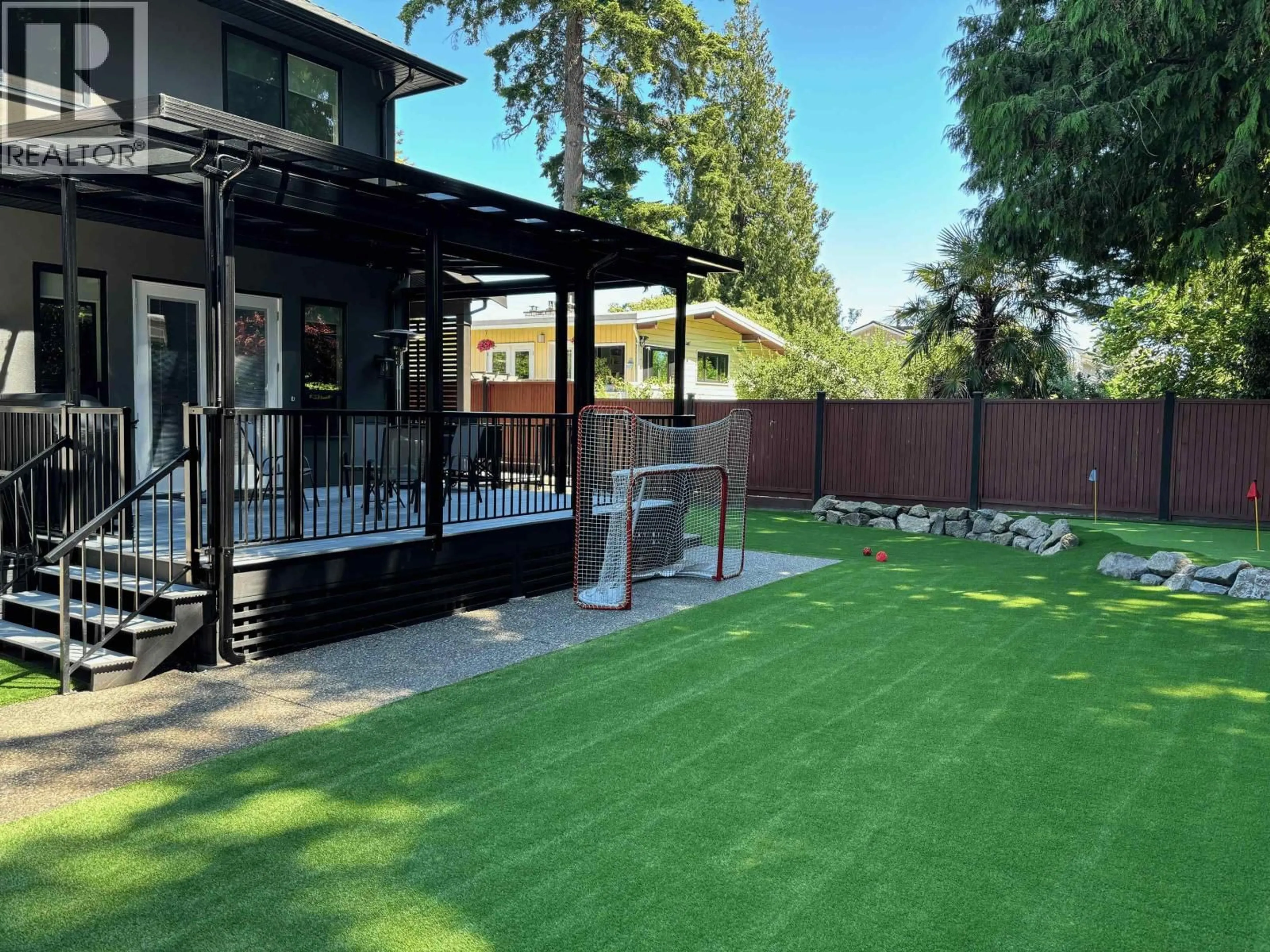 Patio, unknown for 4820 7A AVENUE, Delta British Columbia V4M1R2