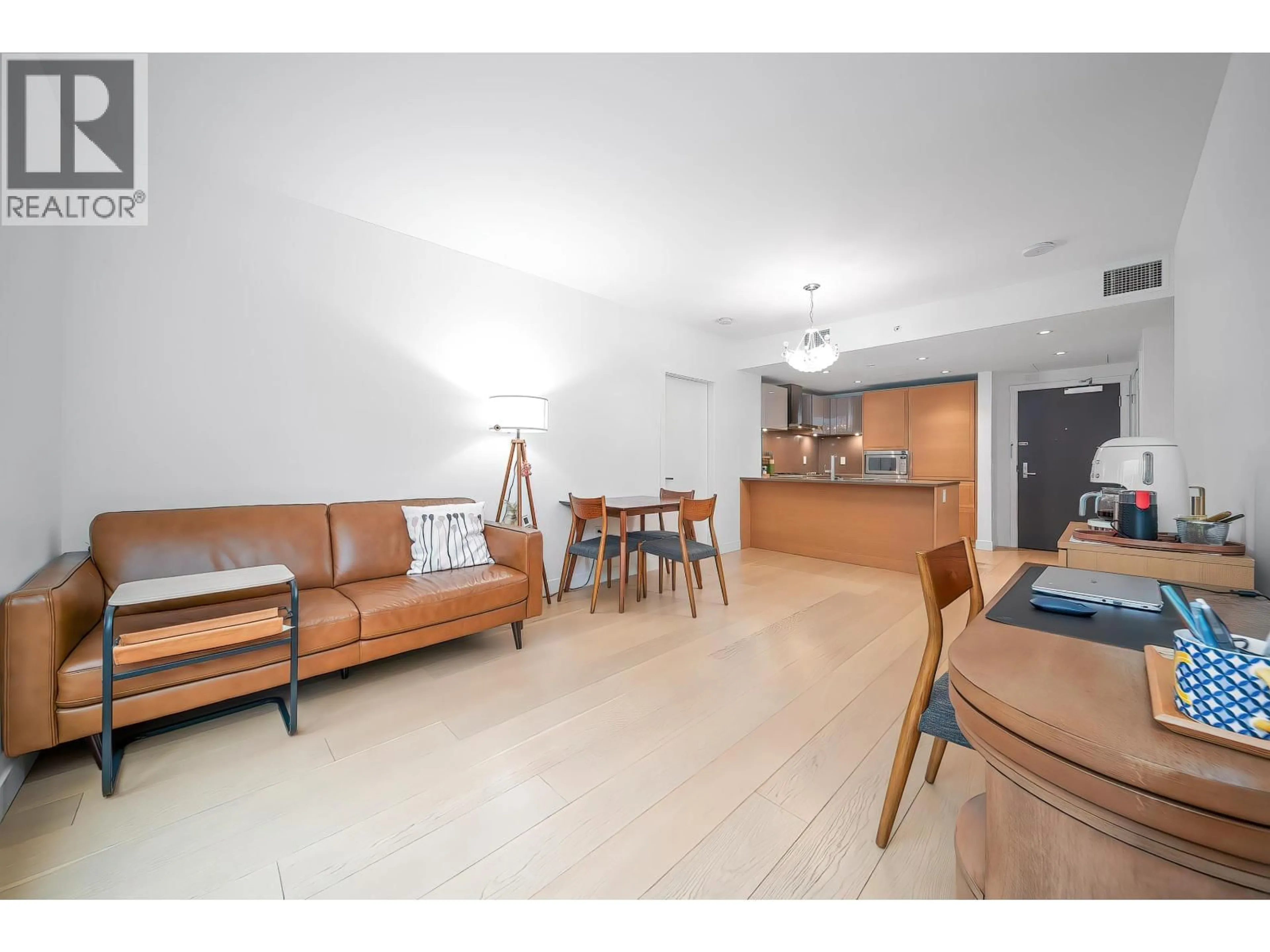 Living room with furniture, unknown for 311 - 7228 ADERA STREET, Vancouver British Columbia V6P0H8