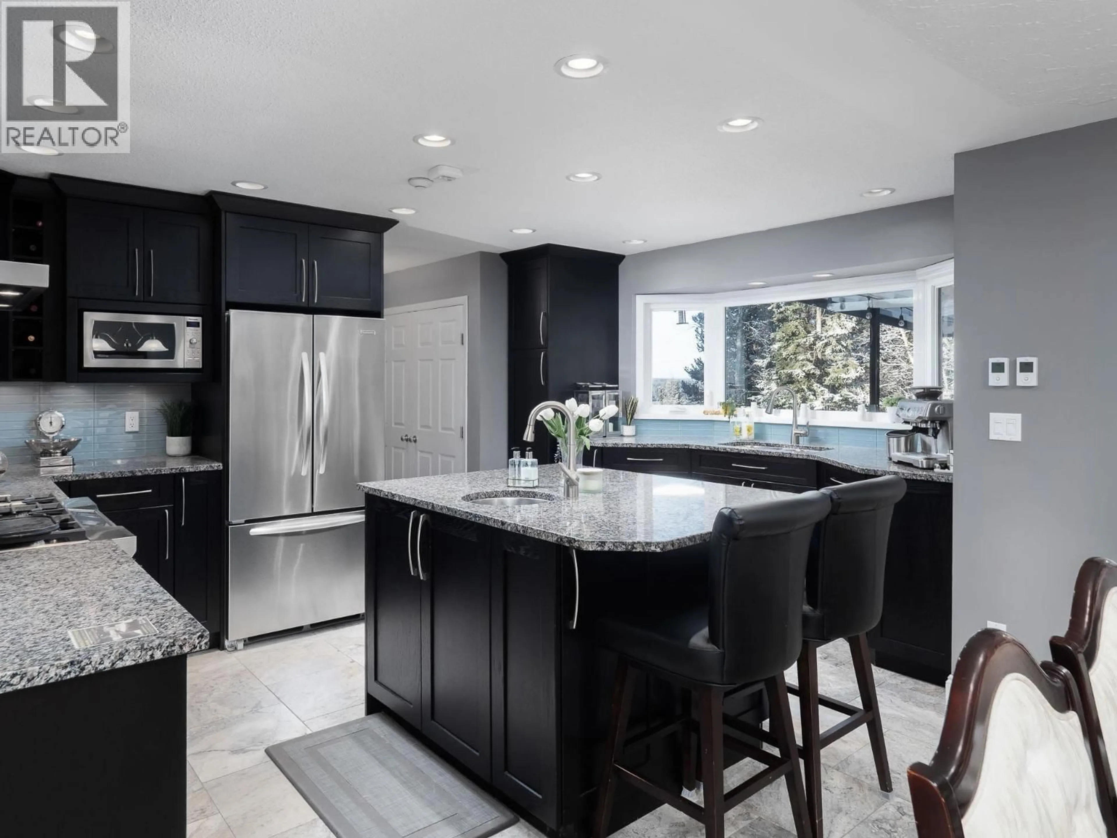 Contemporary kitchen, ceramic/tile floor for 3015 RIDGEVIEW DRIVE, Prince George British Columbia V2K3T5