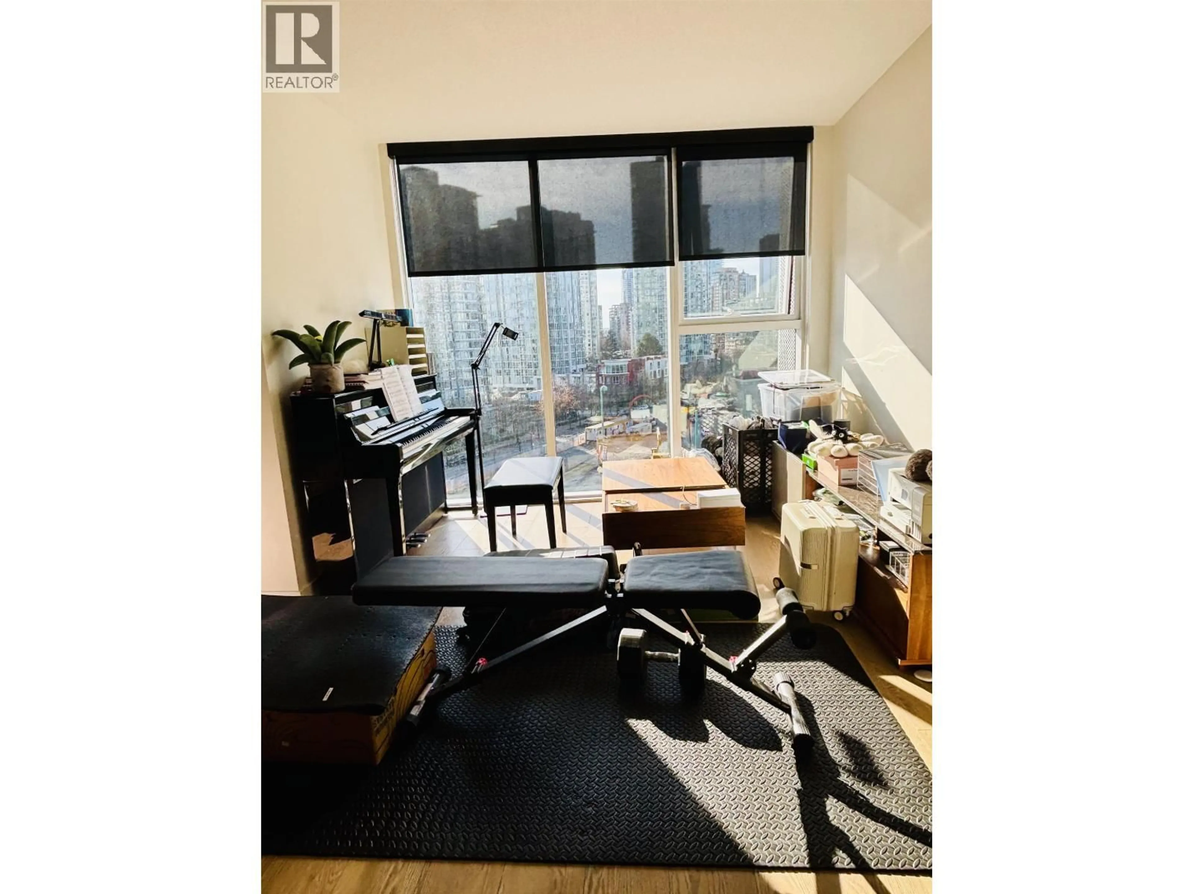 A pic of a room for 886 - 87 NELSON STREET, Vancouver British Columbia V6Z0E8