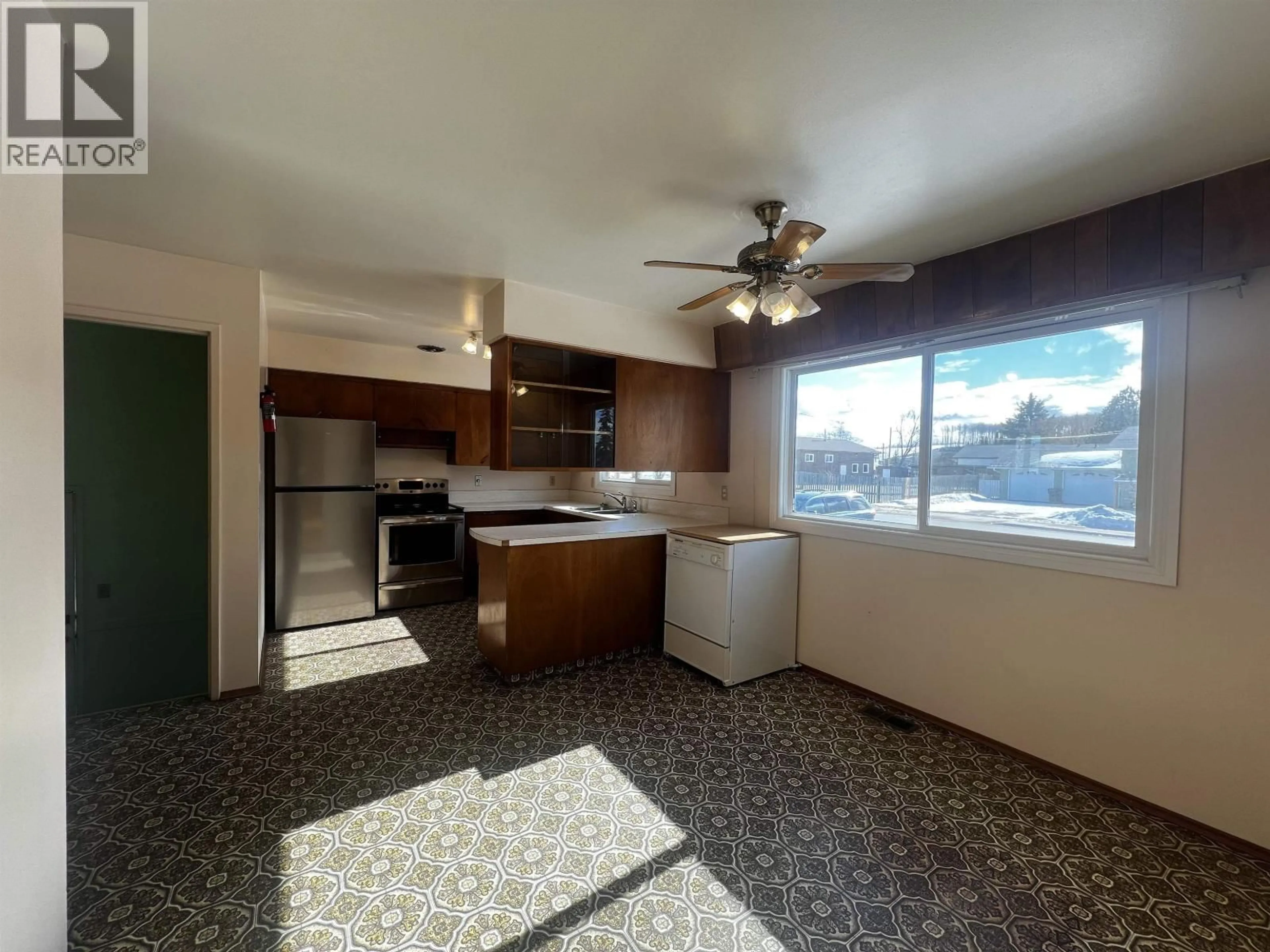 A pic of a room for 381 ENDAKO AVENUE, Fraser Lake British Columbia V0J1S0