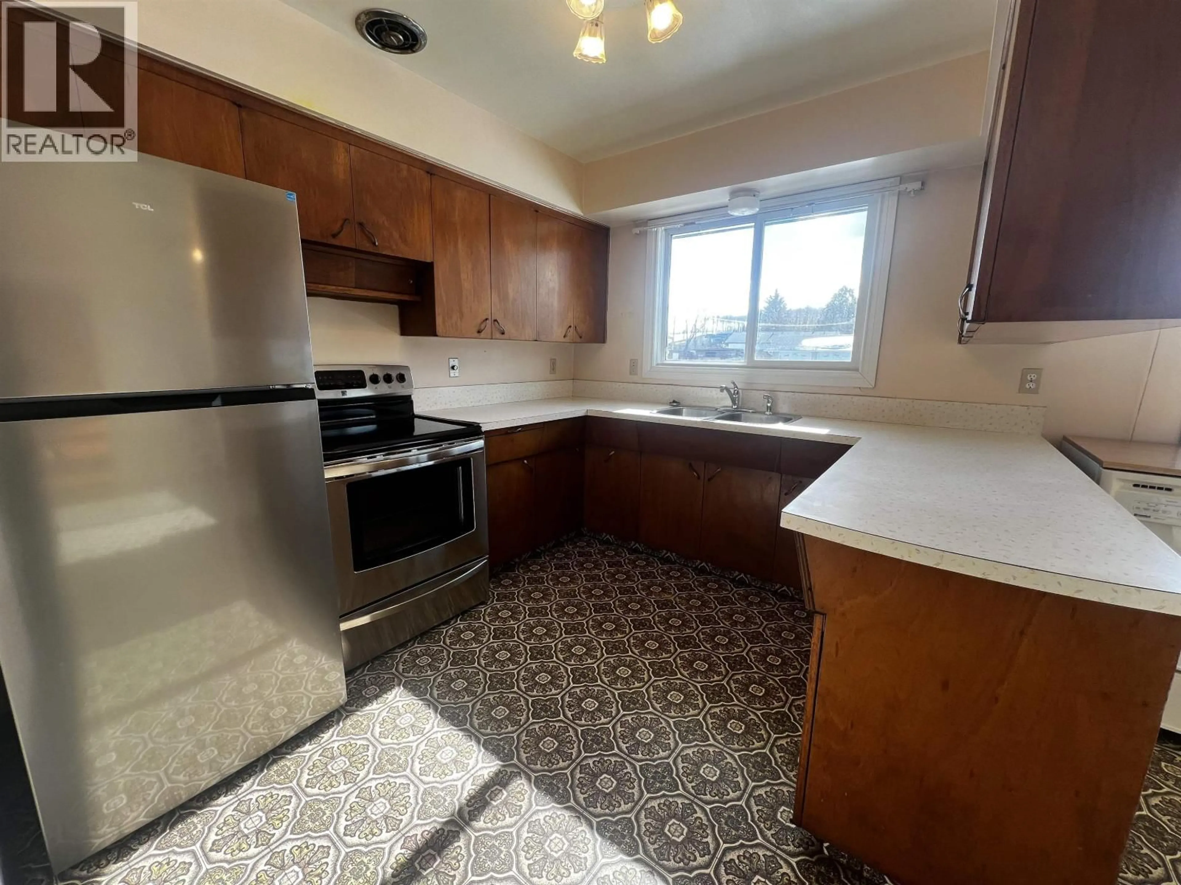 Standard kitchen, unknown for 381 ENDAKO AVENUE, Fraser Lake British Columbia V0J1S0