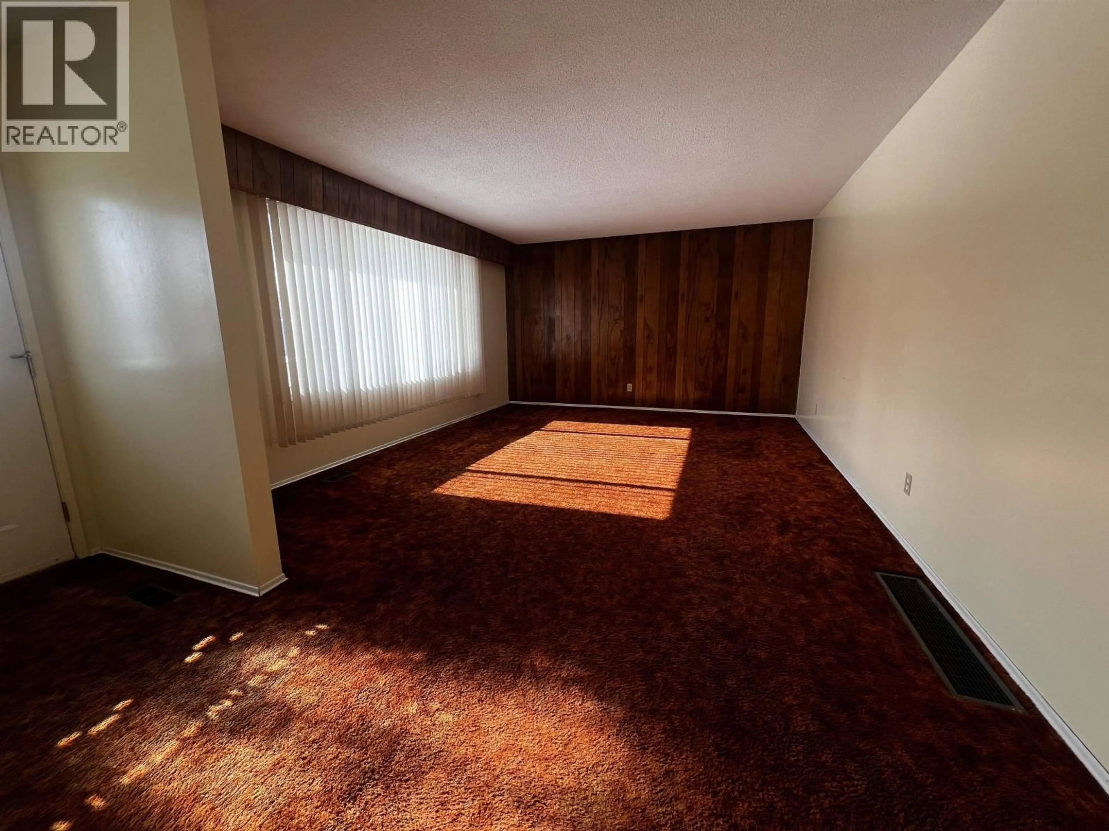 A pic of a room for 381 ENDAKO AVENUE, Fraser Lake British Columbia V0J1S0