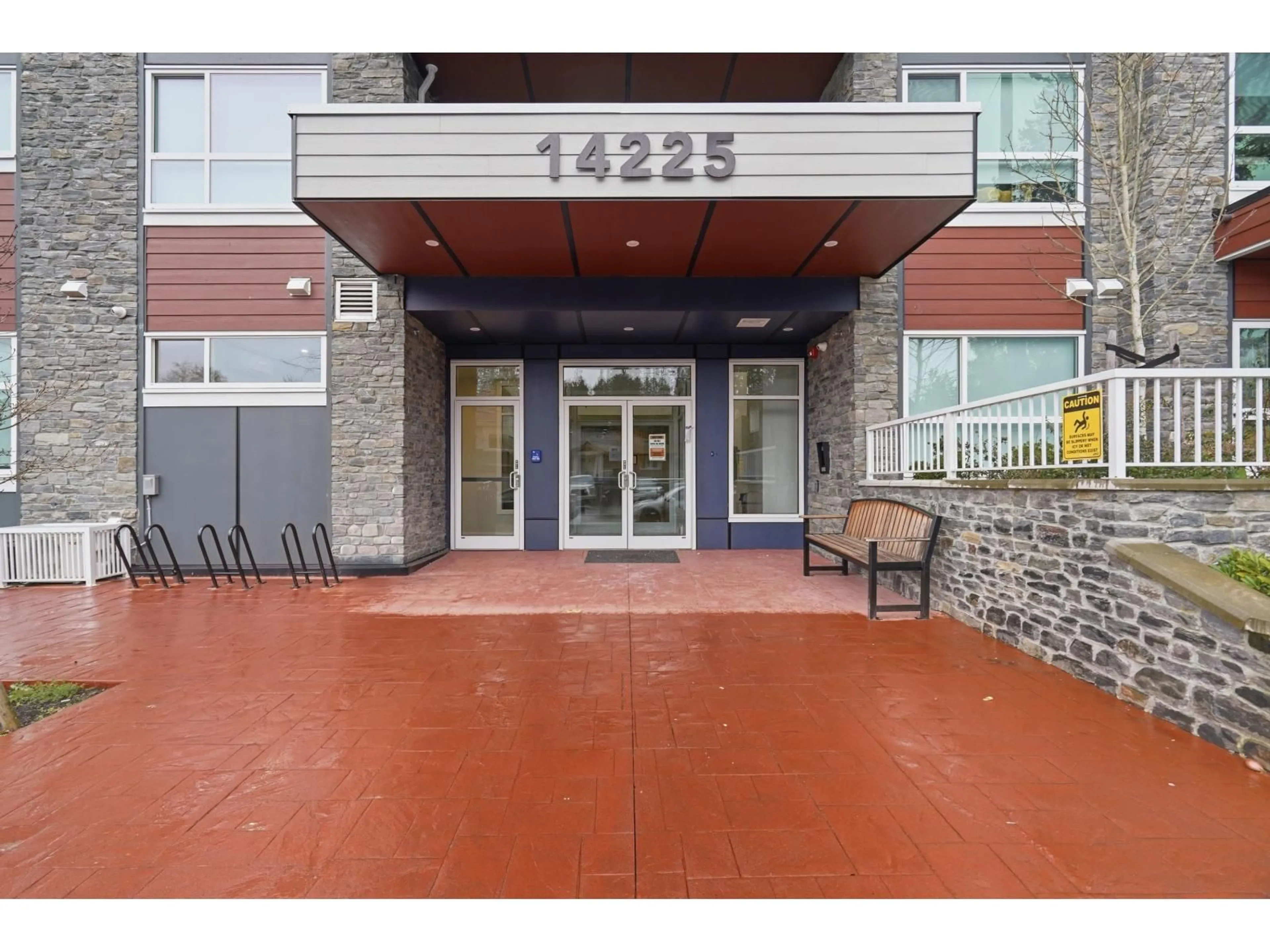 Unknown for 509 - 14225 103A AVENUE, Surrey British Columbia V3T0T4