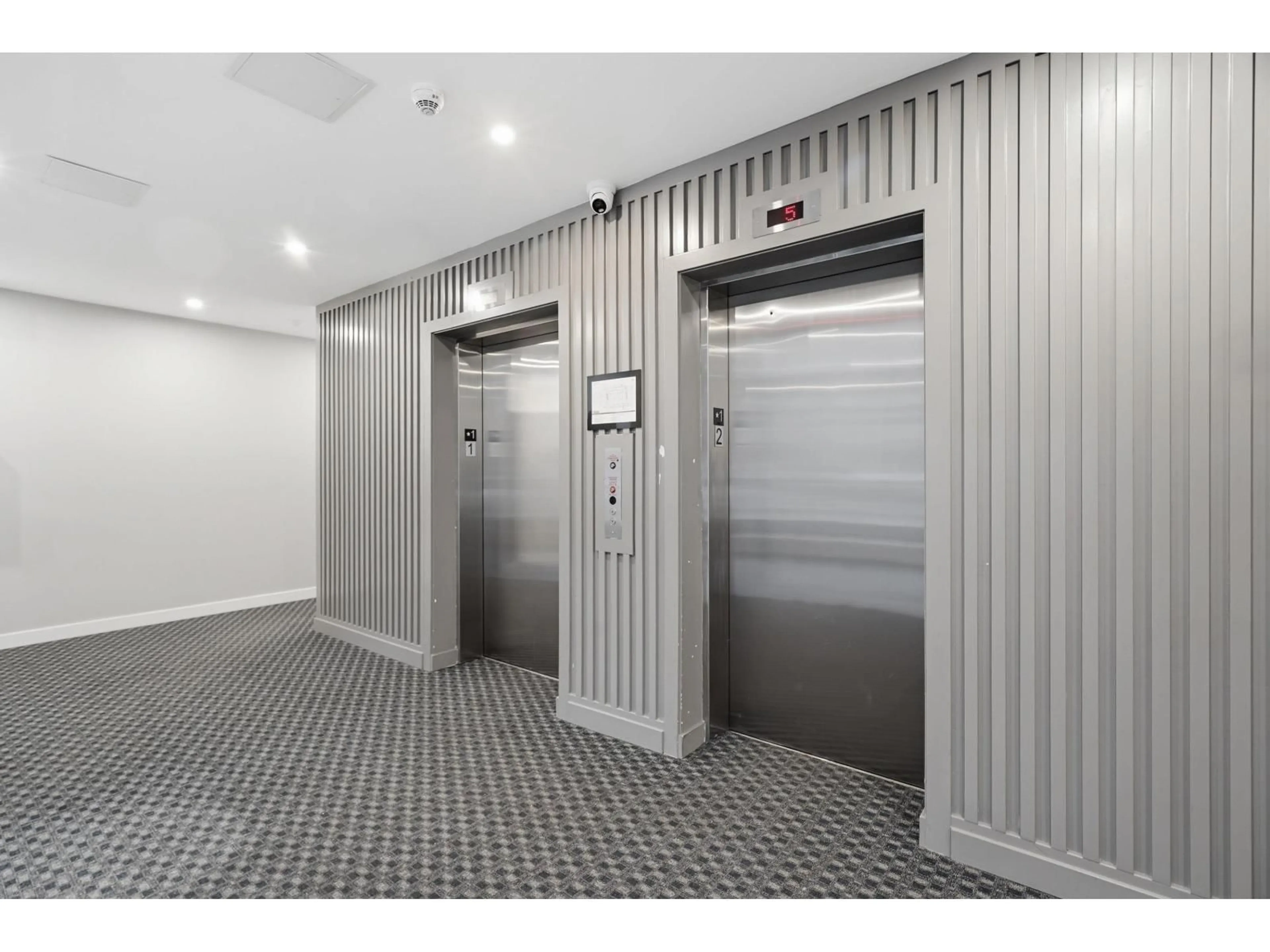 Unknown for 509 - 14225 103A AVENUE, Surrey British Columbia V3T0T4