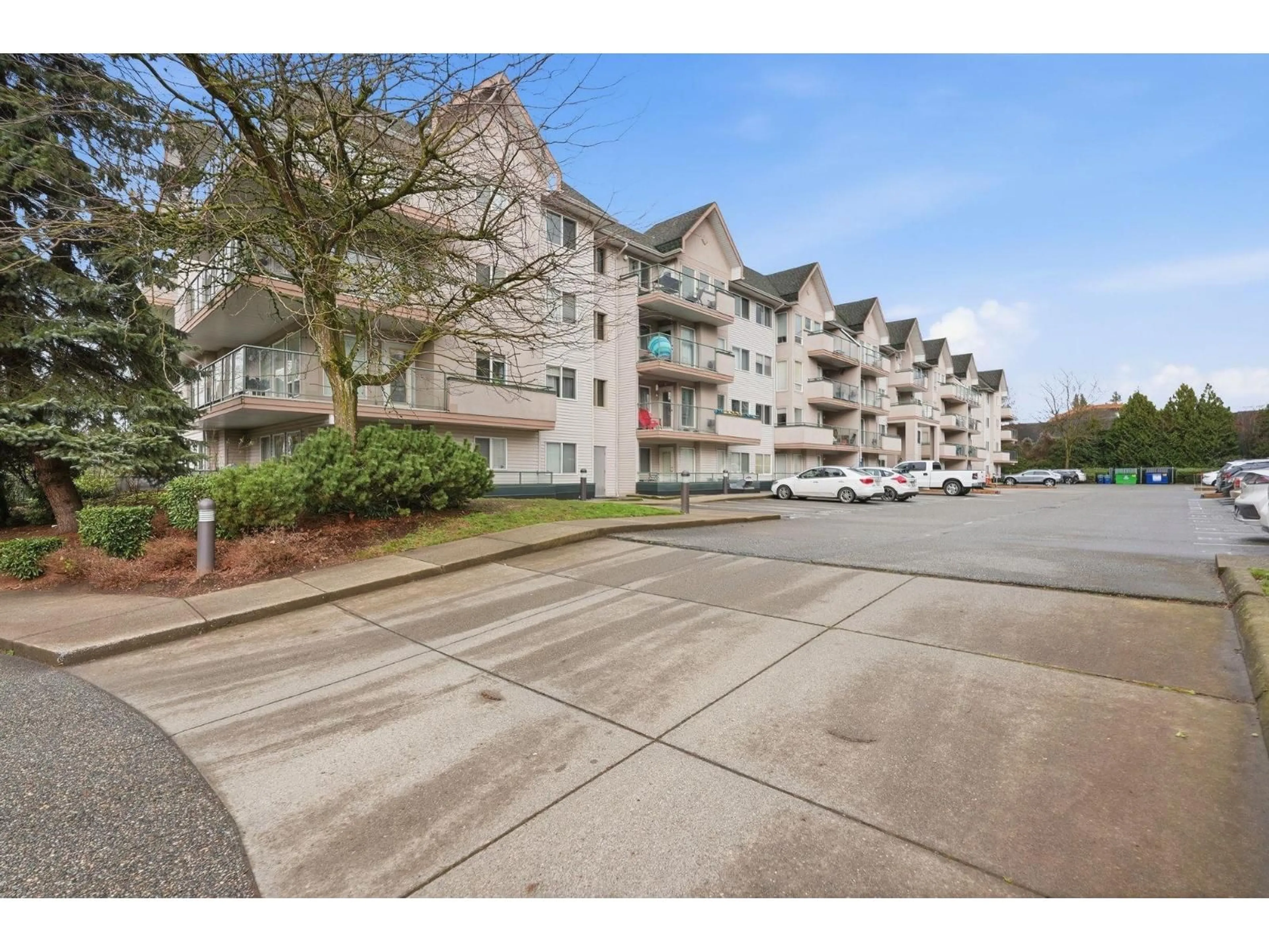 Unknown for 402 - 33738 KING ROAD, Abbotsford British Columbia V2S8J5