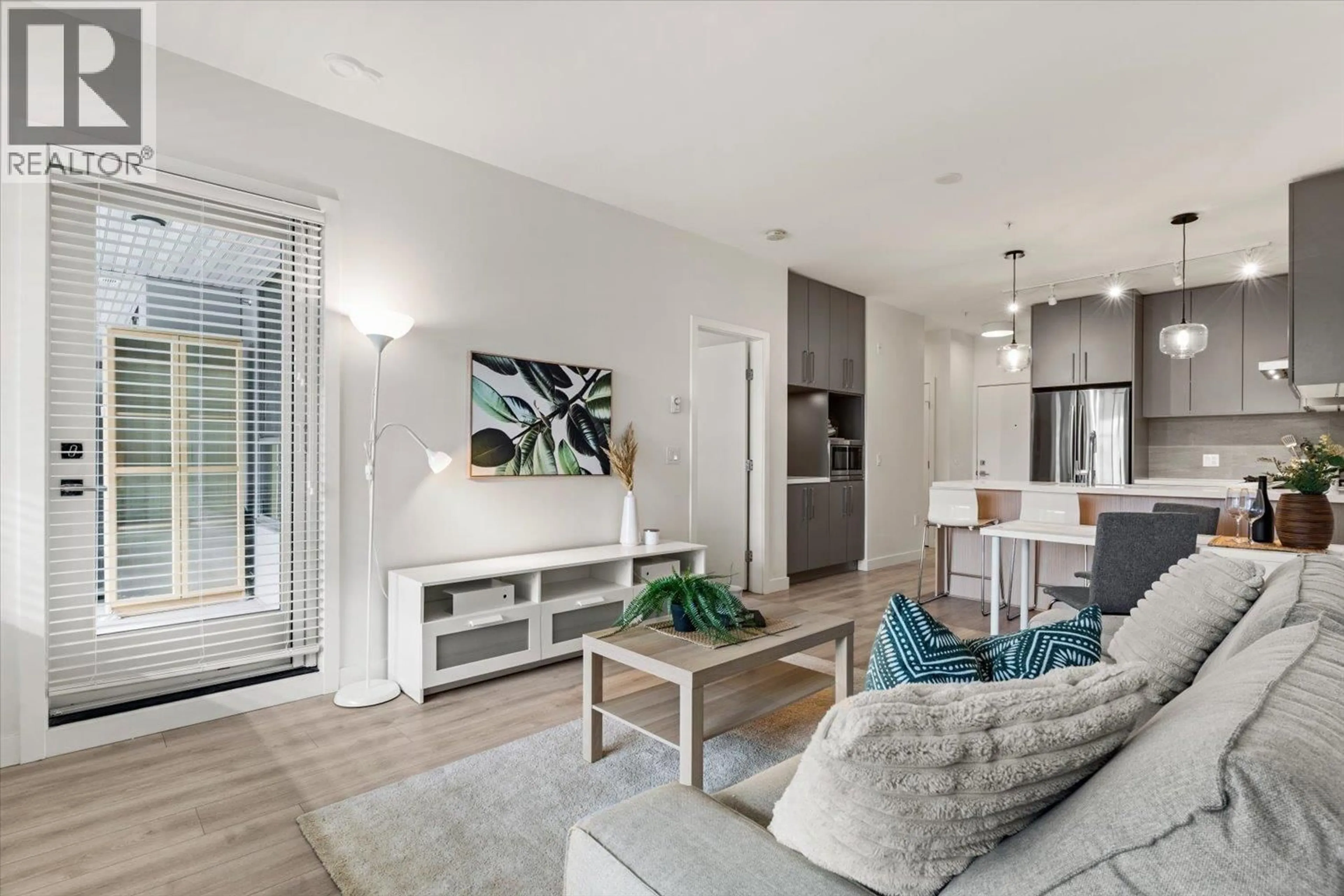 Living room with furniture, unknown for 206 - 603 REGAN AVENUE, Coquitlam British Columbia V3J0K2