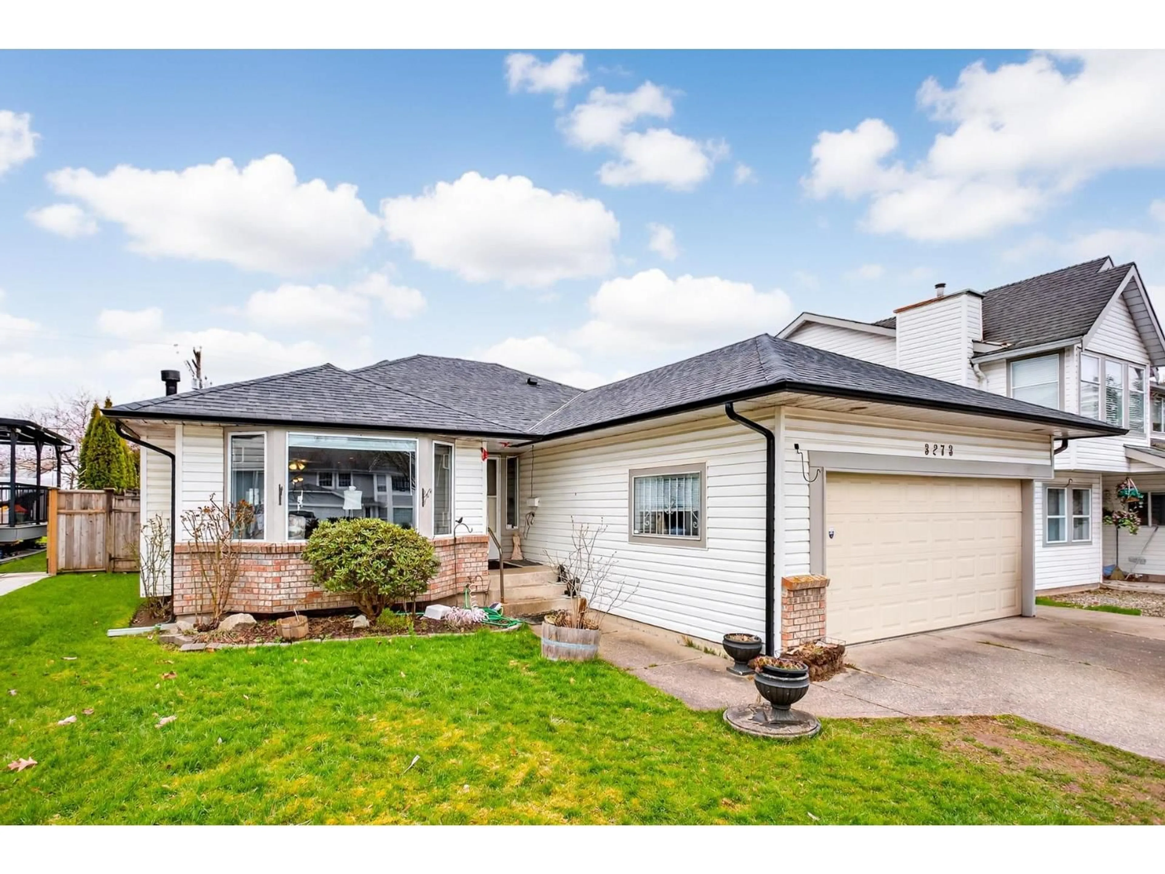 Home with vinyl exterior material, street for 3273 264A STREET, Langley British Columbia V4W3E9