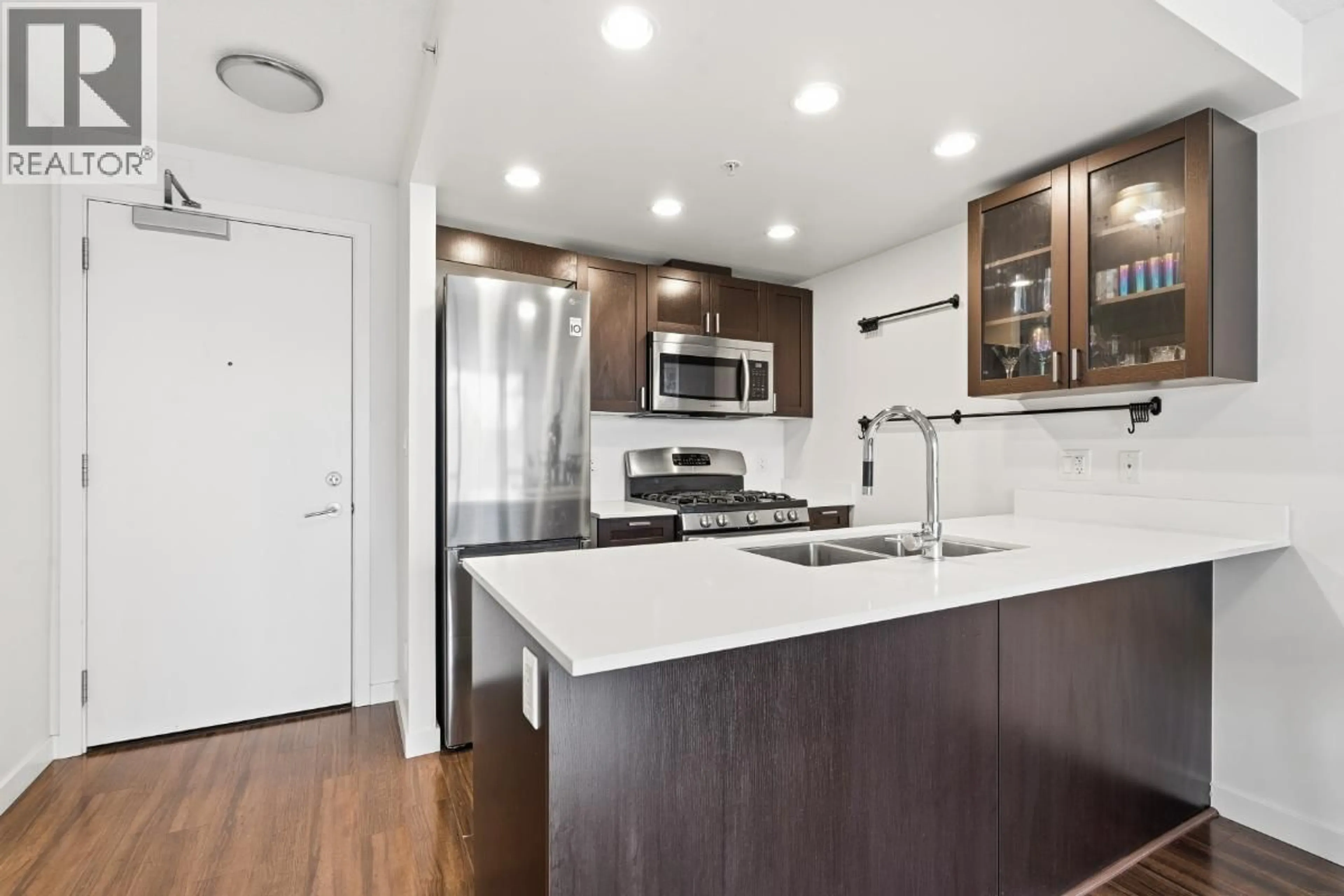 Open concept kitchen, unknown for 319 - 4818 ELDORADO MEWS, Vancouver British Columbia V5R0B3