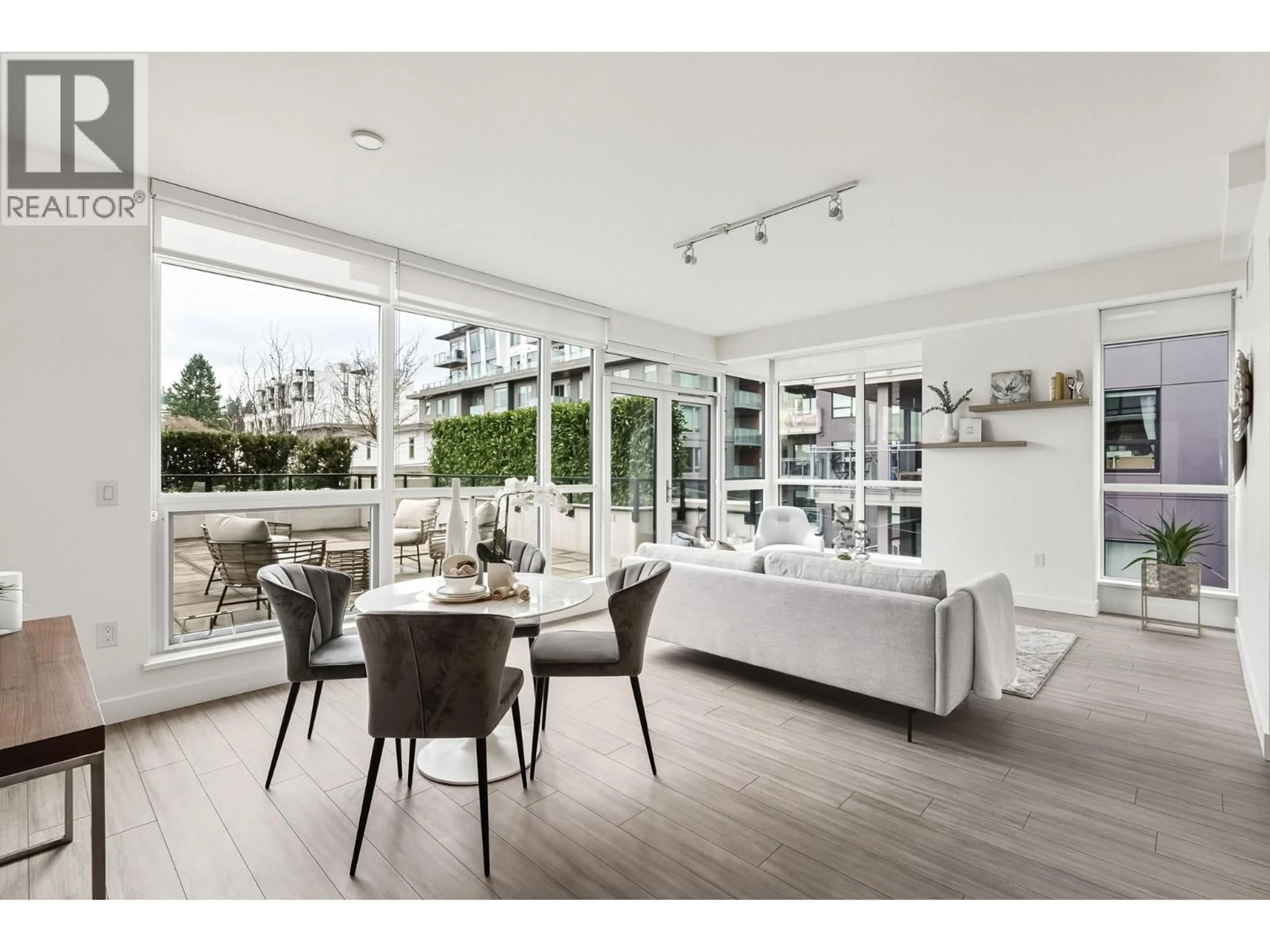 Living room with furniture, unknown for 372 - 438 KING EDWARD AVENUE, Vancouver British Columbia V5Y0M5