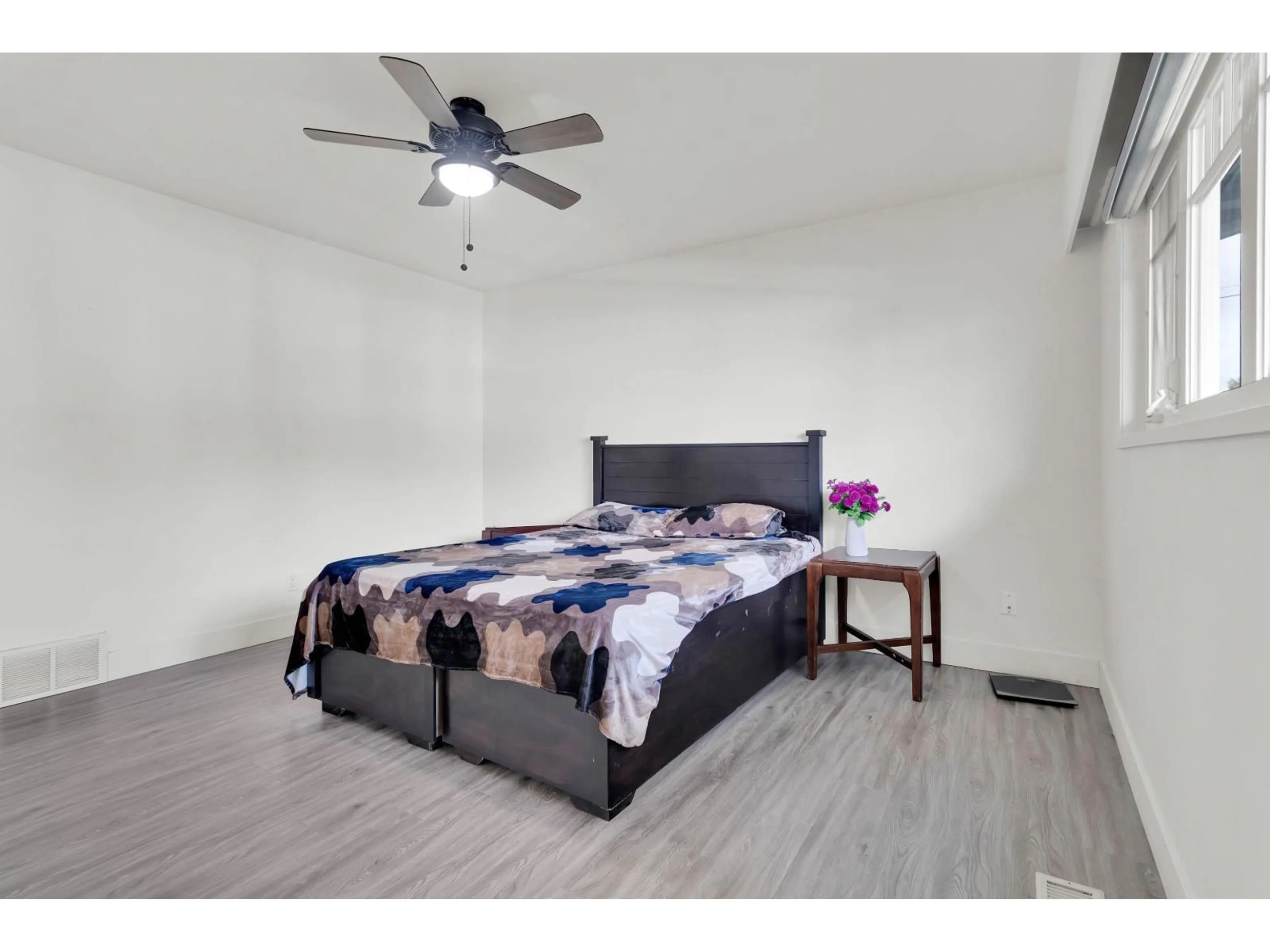 A pic of a room for 2771 CENTENNIAL STREET, Abbotsford British Columbia V2T2V4