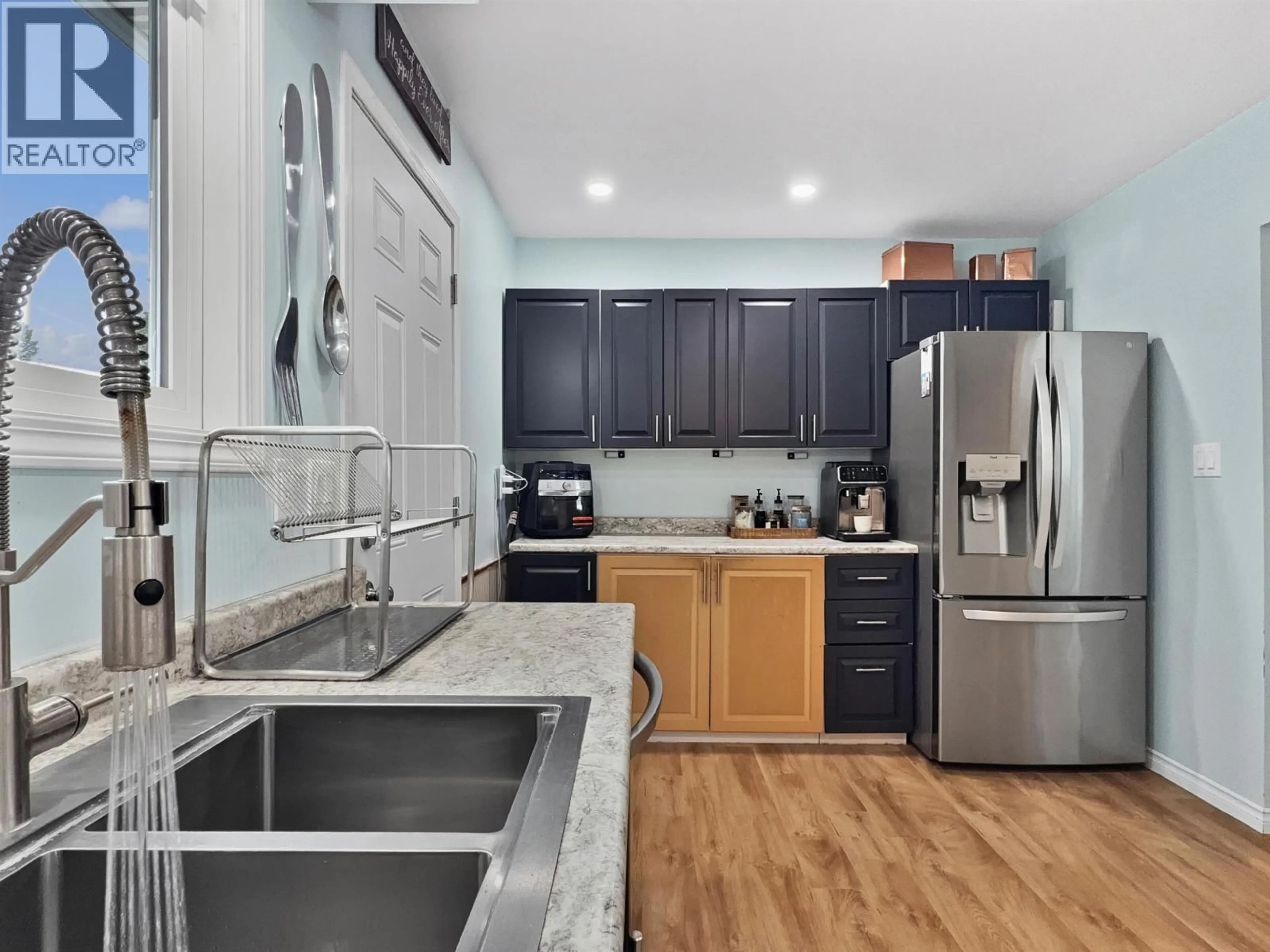 Open concept kitchen, unknown for 1085 N NINTH AVENUE, Williams Lake British Columbia V2G2L2