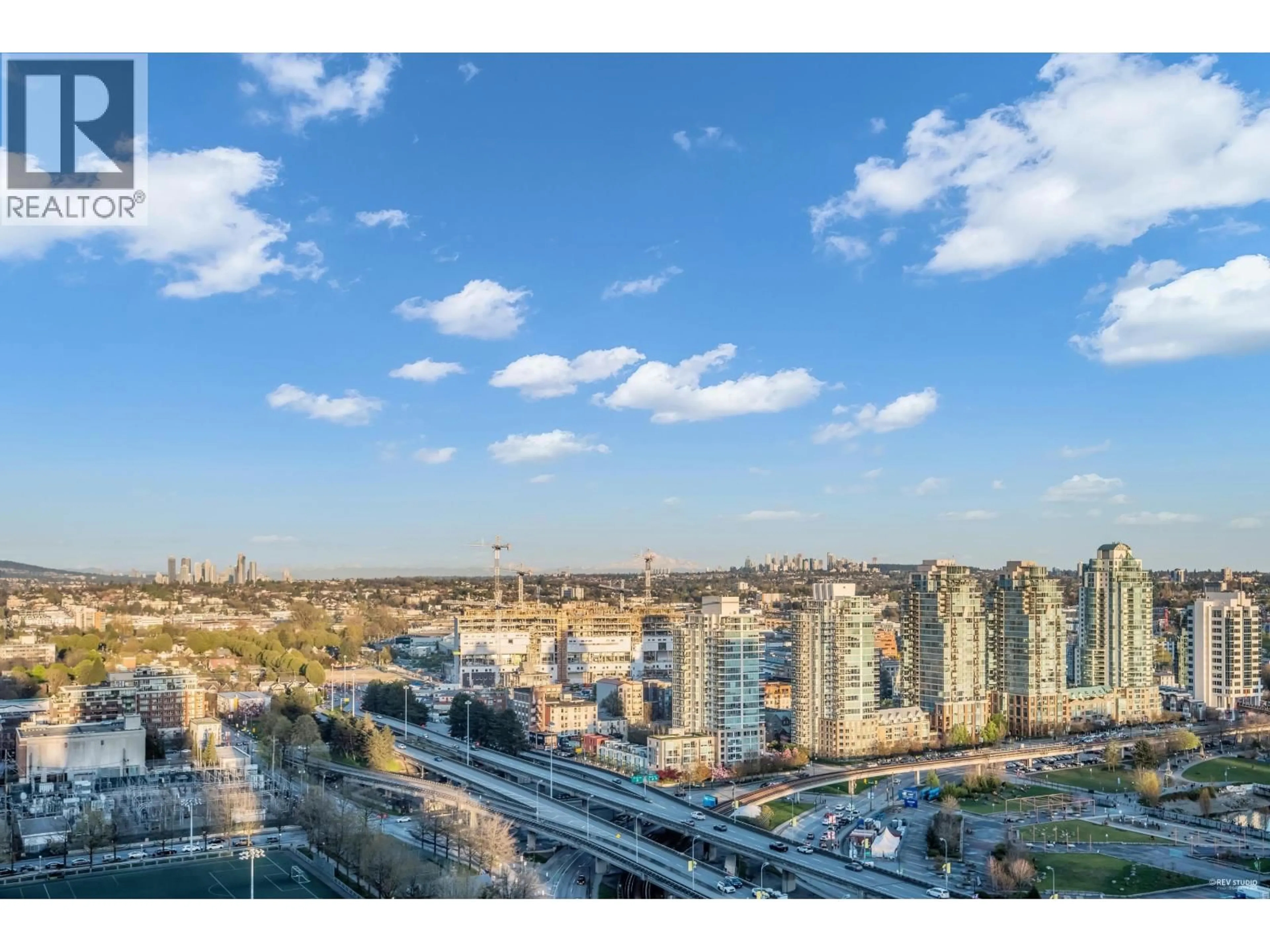 A pic from outside/outdoor area/front of a property/back of a property/a pic from drone, city buildings view from balcony for 3101 - 688 ABBOTT STREET, Vancouver British Columbia V6B0B9