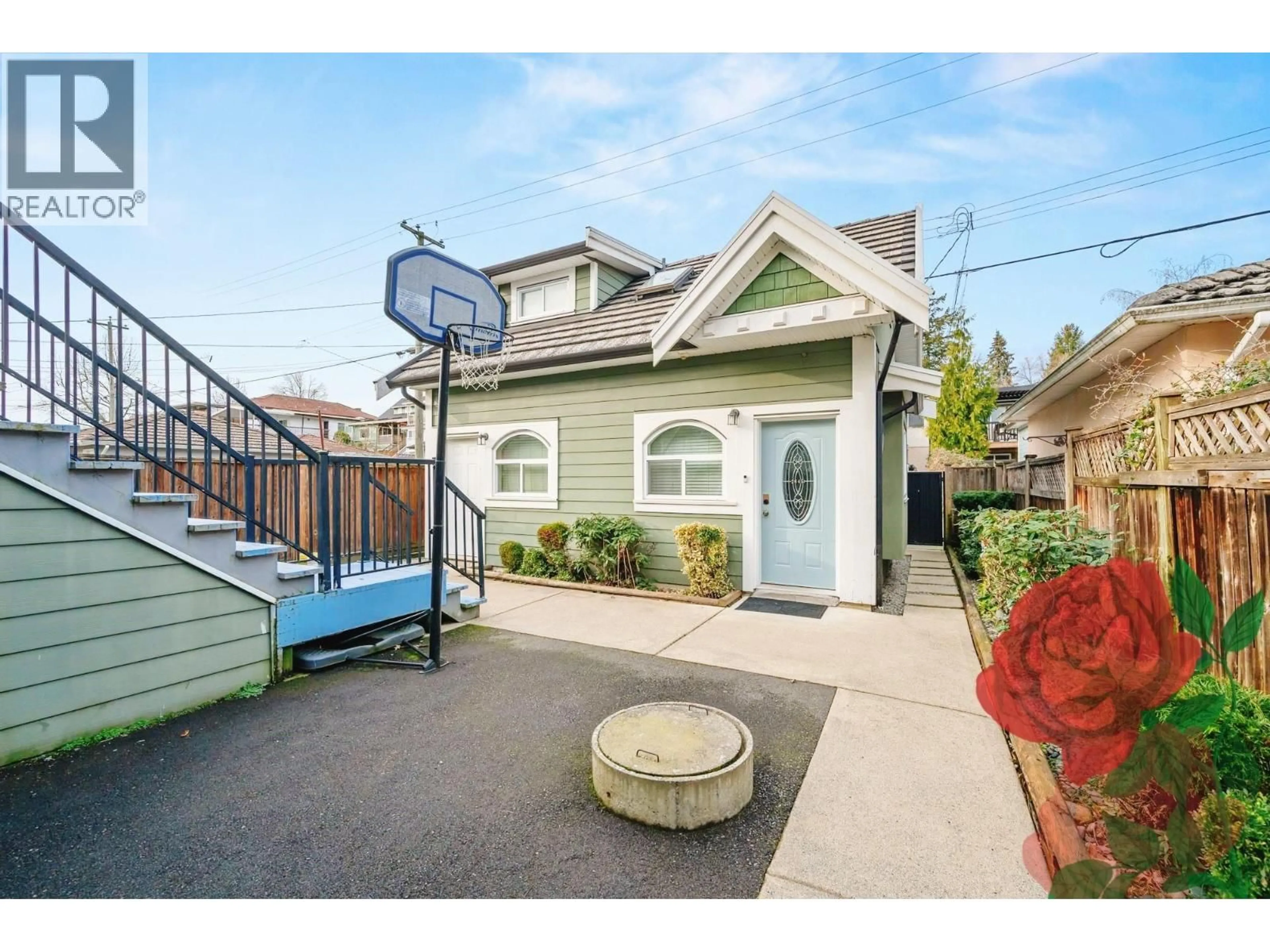 Unknown for 2643 8TH AVENUE, Vancouver British Columbia V5M1W4