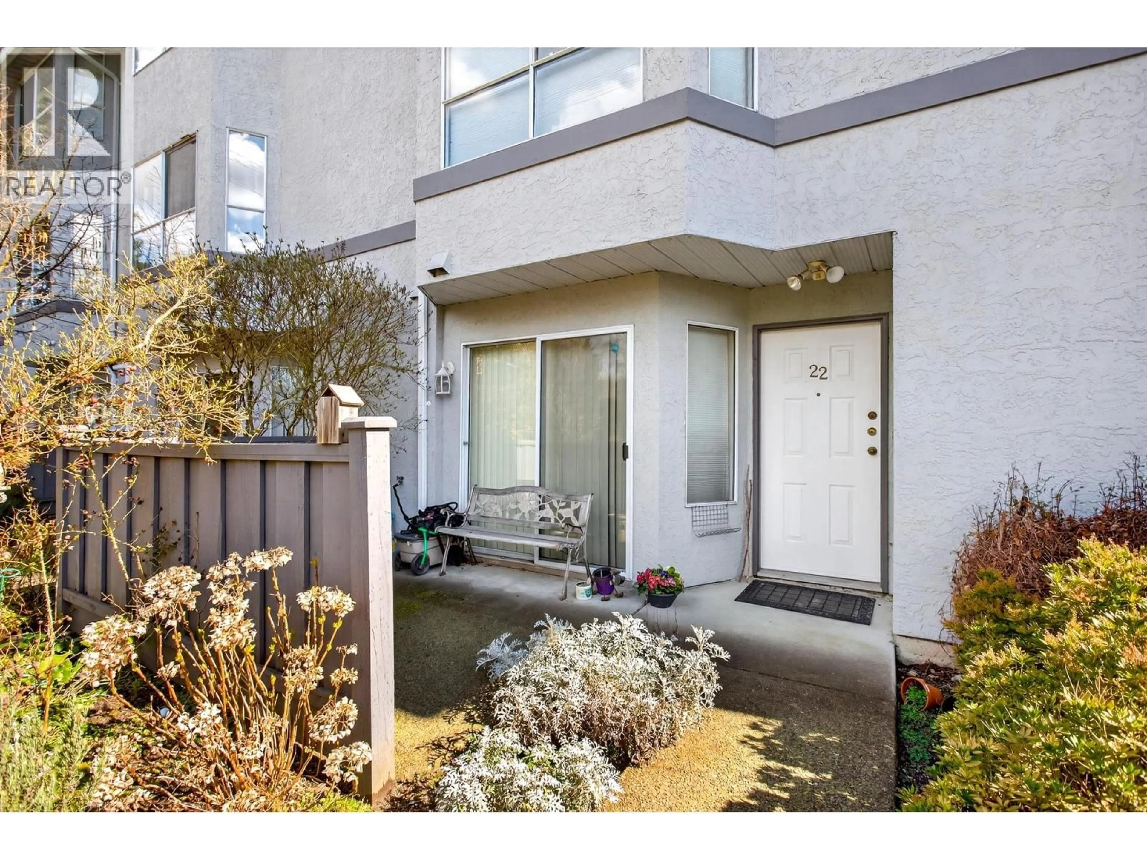 Indoor entryway for 22 - 3476 COAST MERIDIAN ROAD, Port Coquitlam British Columbia V3B7H6