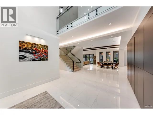 710 IVY AVENUE, Coquitlam 3