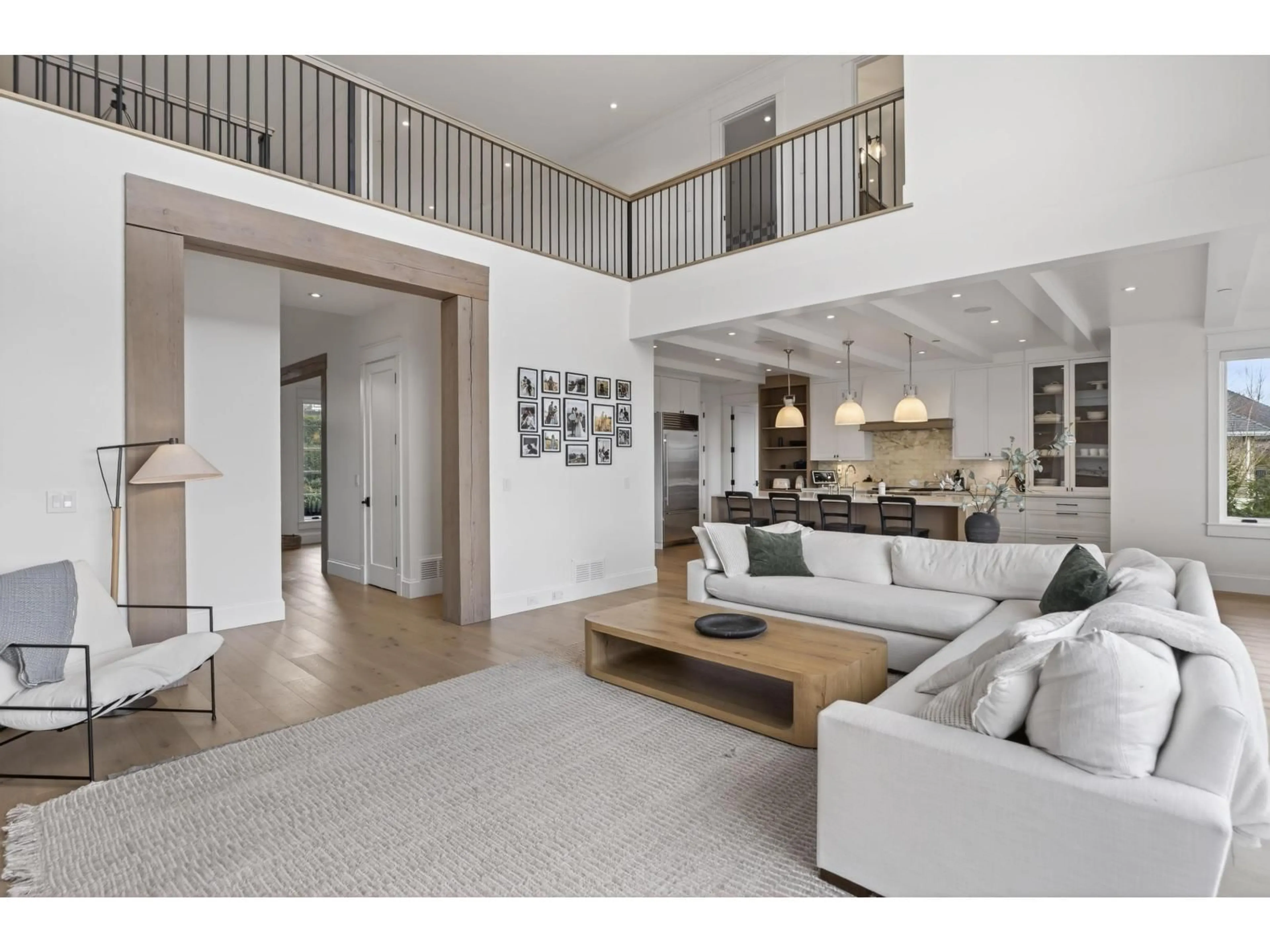 Unknown for 20055 2 AVENUE, Langley British Columbia V2Z0A3