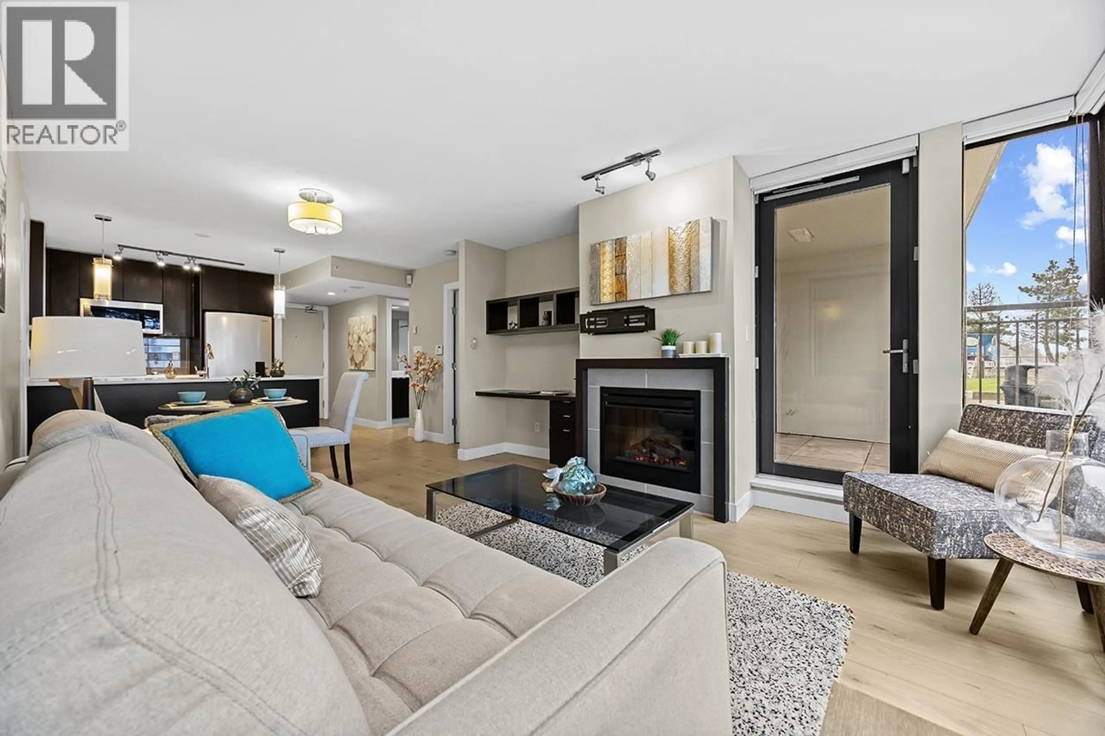 Living room with furniture, unknown for 303 - 7328 ARCOLA STREET, Burnaby British Columbia V5E0A7