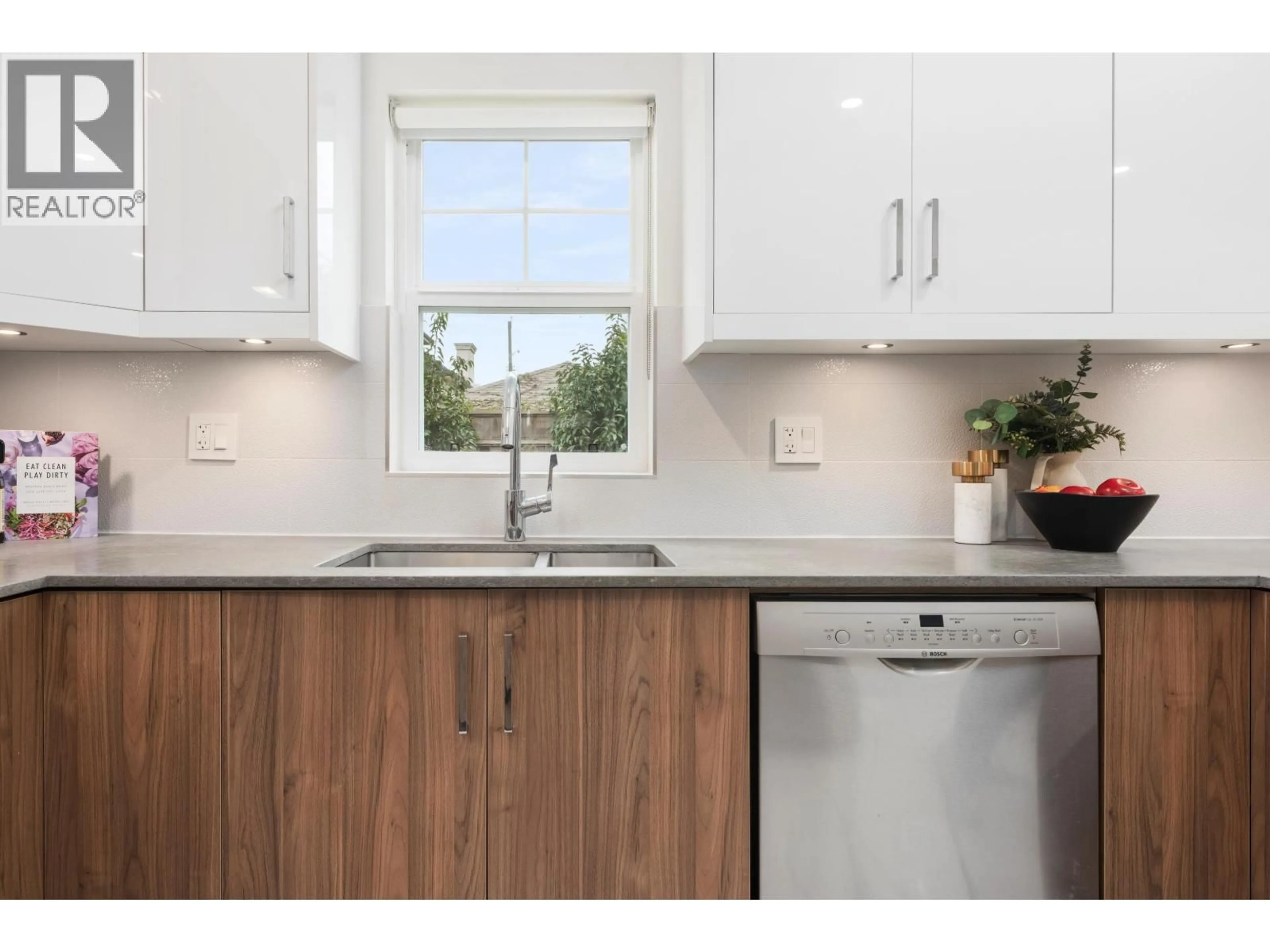 Unknown for 4 - 9219 WILLIAMS ROAD, Richmond British Columbia V7A1G8