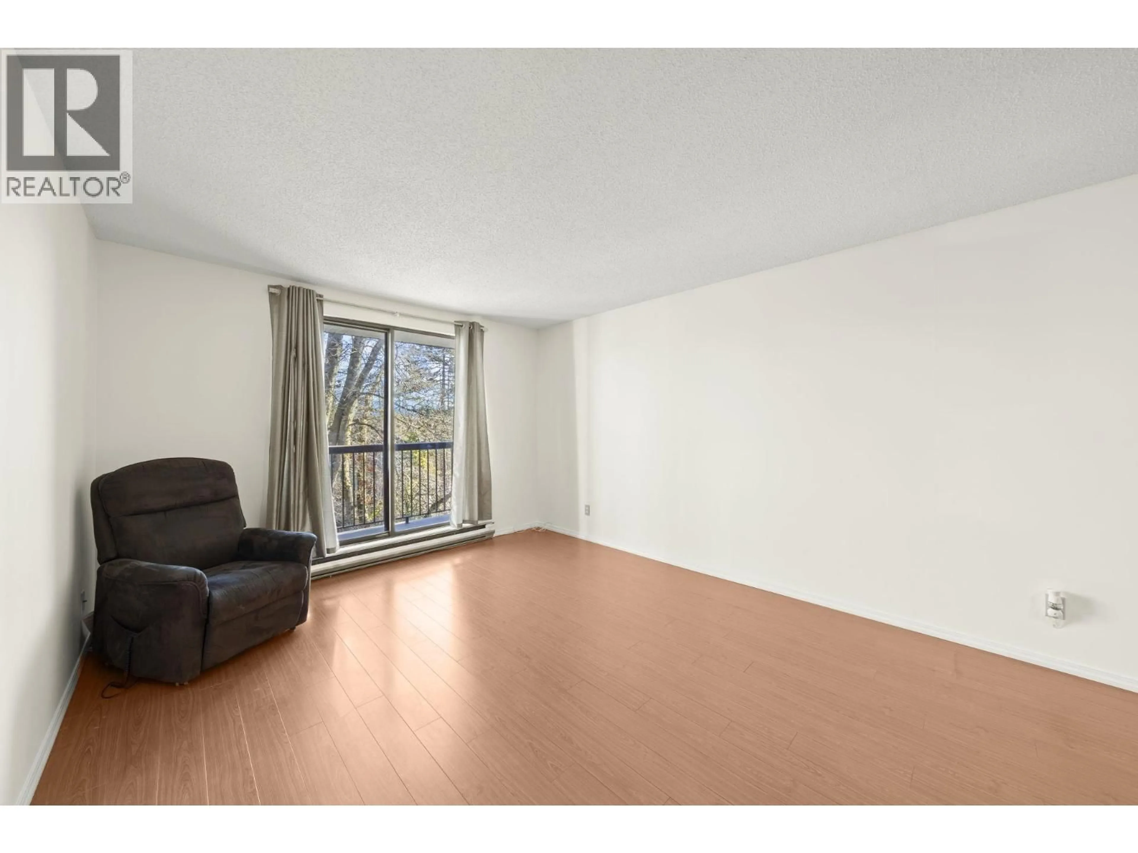 A pic of a room for 312 - 8391 BENNETT ROAD, Richmond British Columbia V6Y1N4