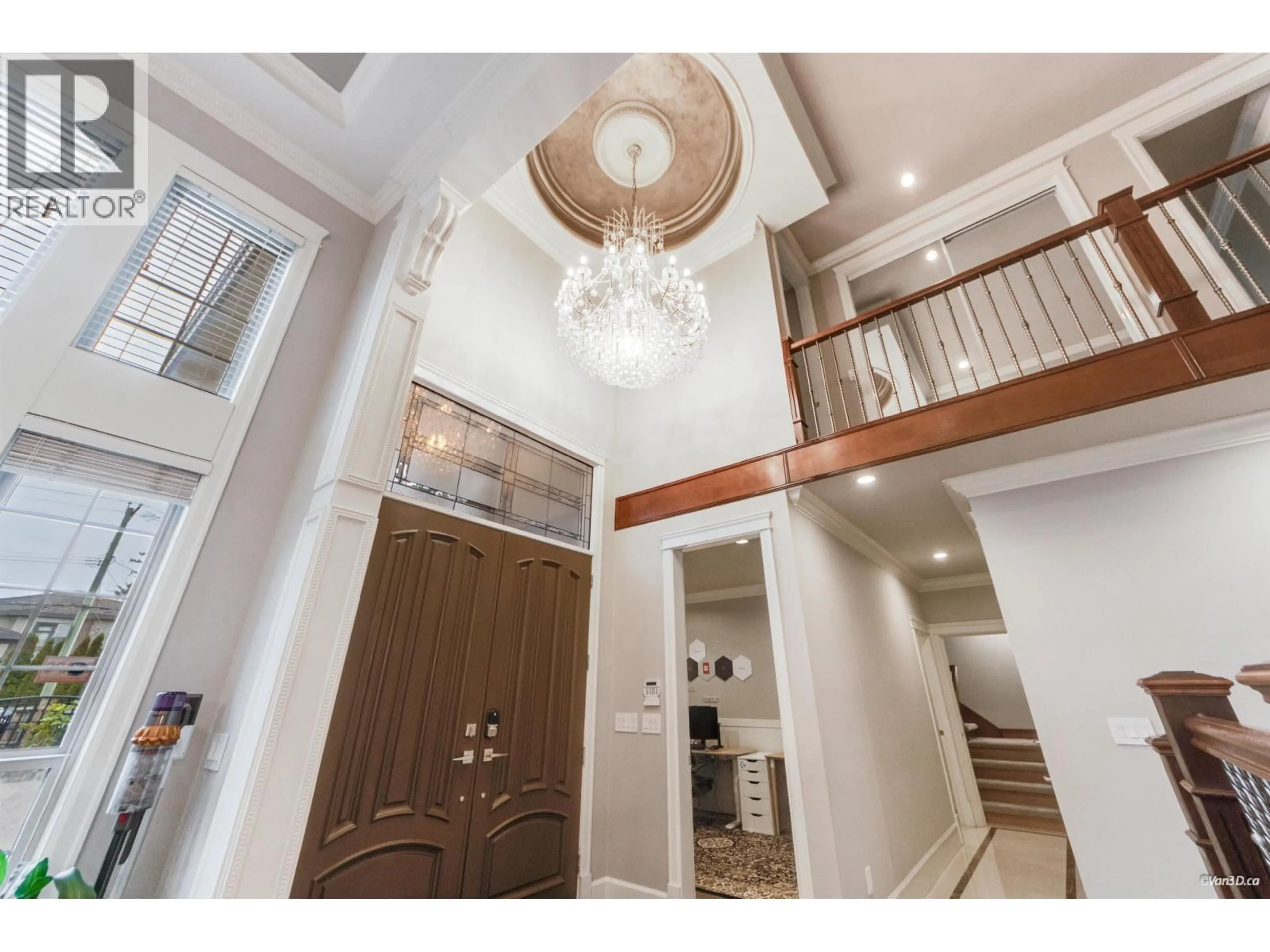 Indoor entryway for 5011 COLBECK ROAD, Richmond British Columbia V7C3E4
