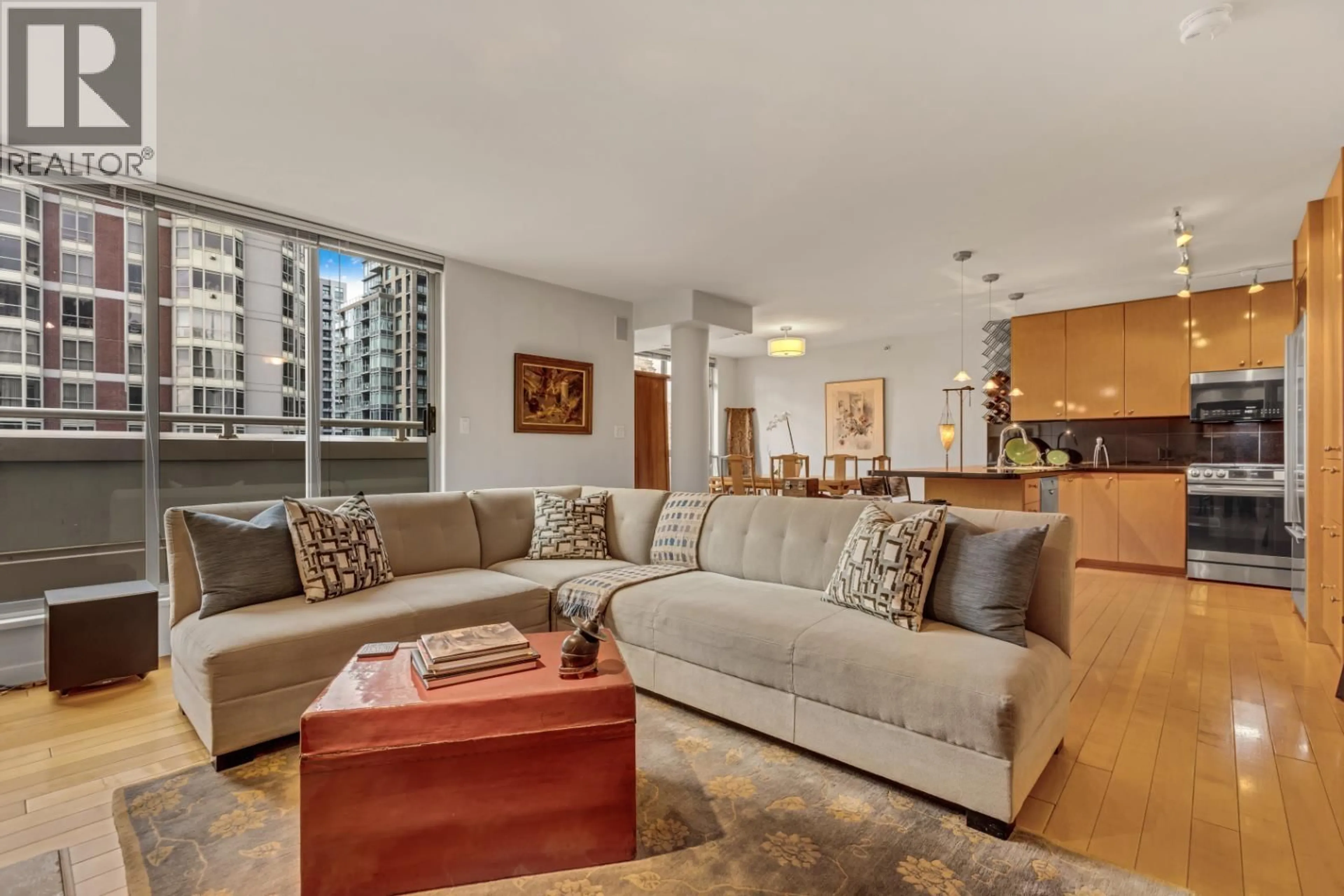 Living room with furniture, unknown for 1404 - 819 HAMILTON STREET, Vancouver British Columbia V6B6M2