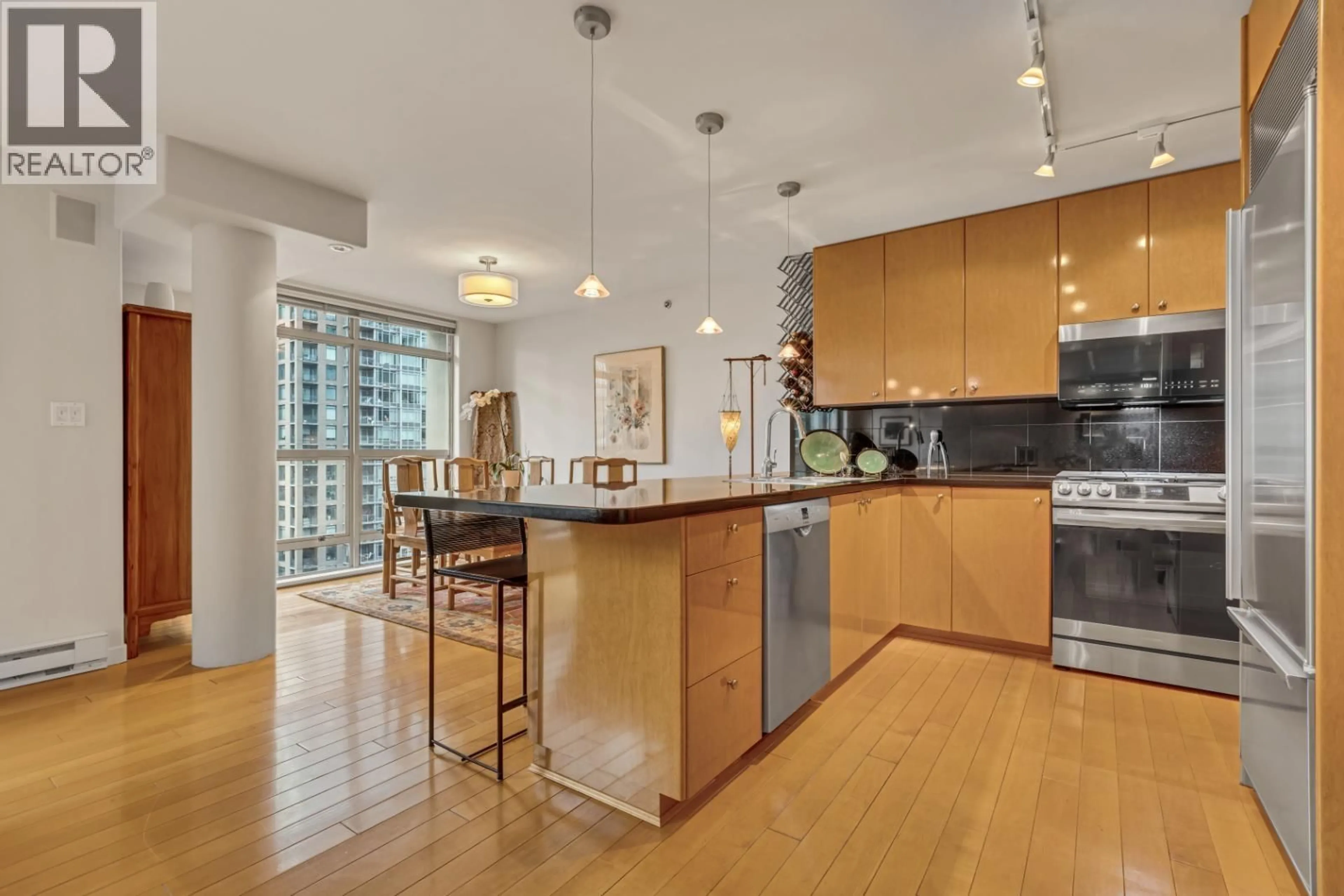 Open concept kitchen, unknown for 1404 - 819 HAMILTON STREET, Vancouver British Columbia V6B6M2