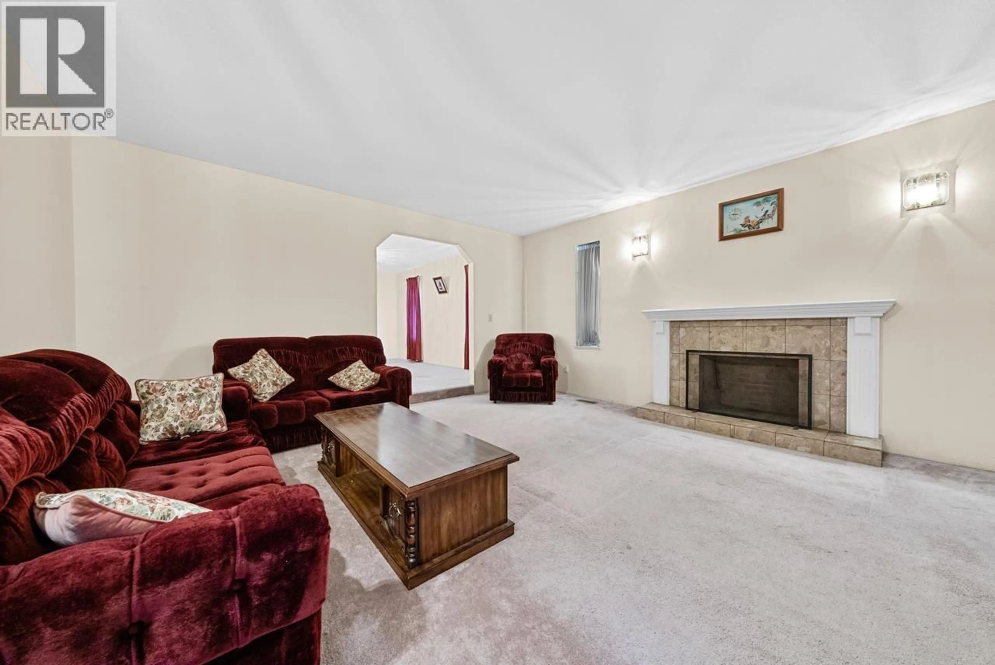 Living room with furniture, carpet floor for 8020 GENERAL CURRIE ROAD, Richmond British Columbia V6Y1M1