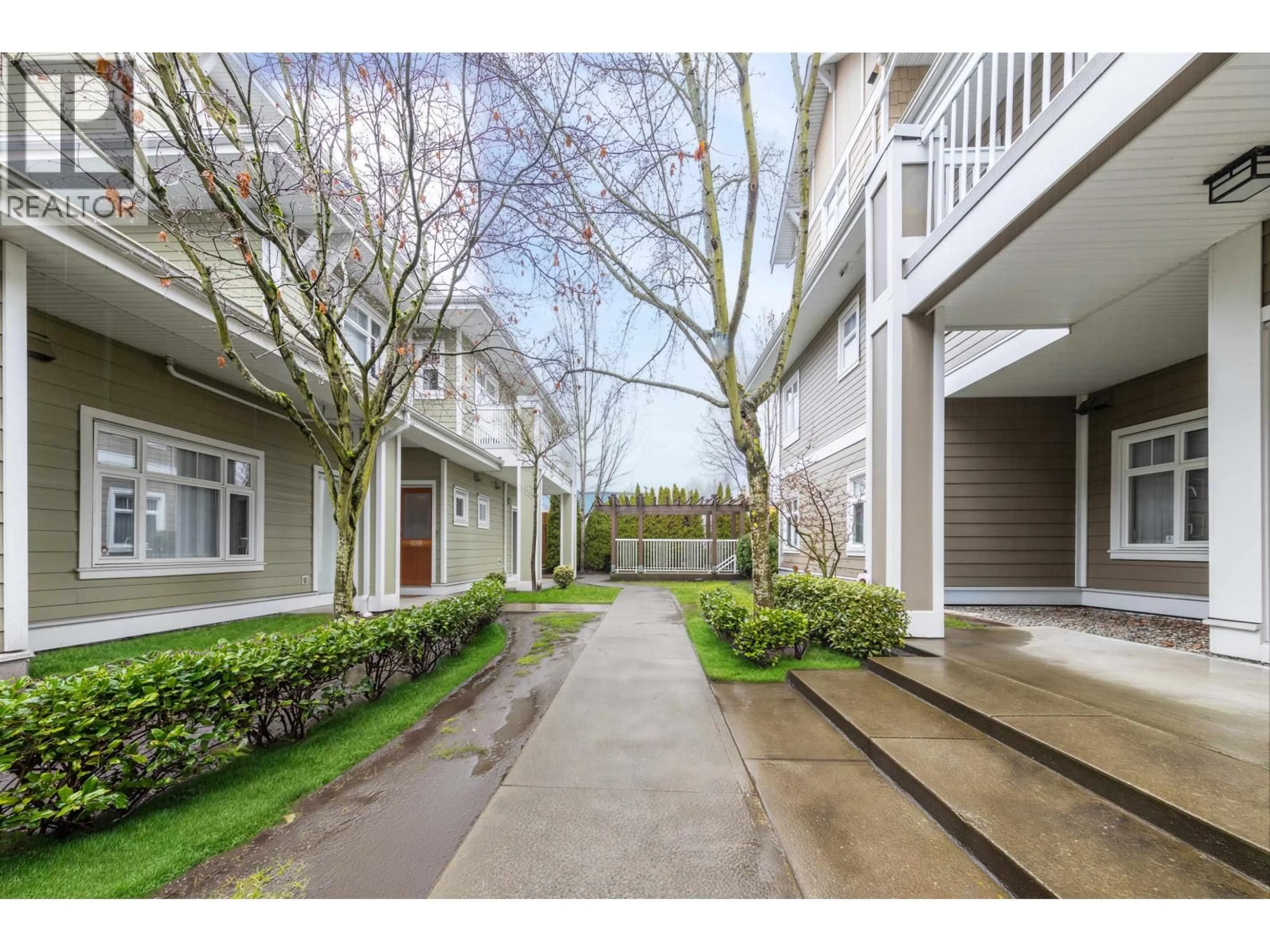 Patio, street for 36 - 7388 MACPHERSON AVENUE, Burnaby British Columbia V5J0A1