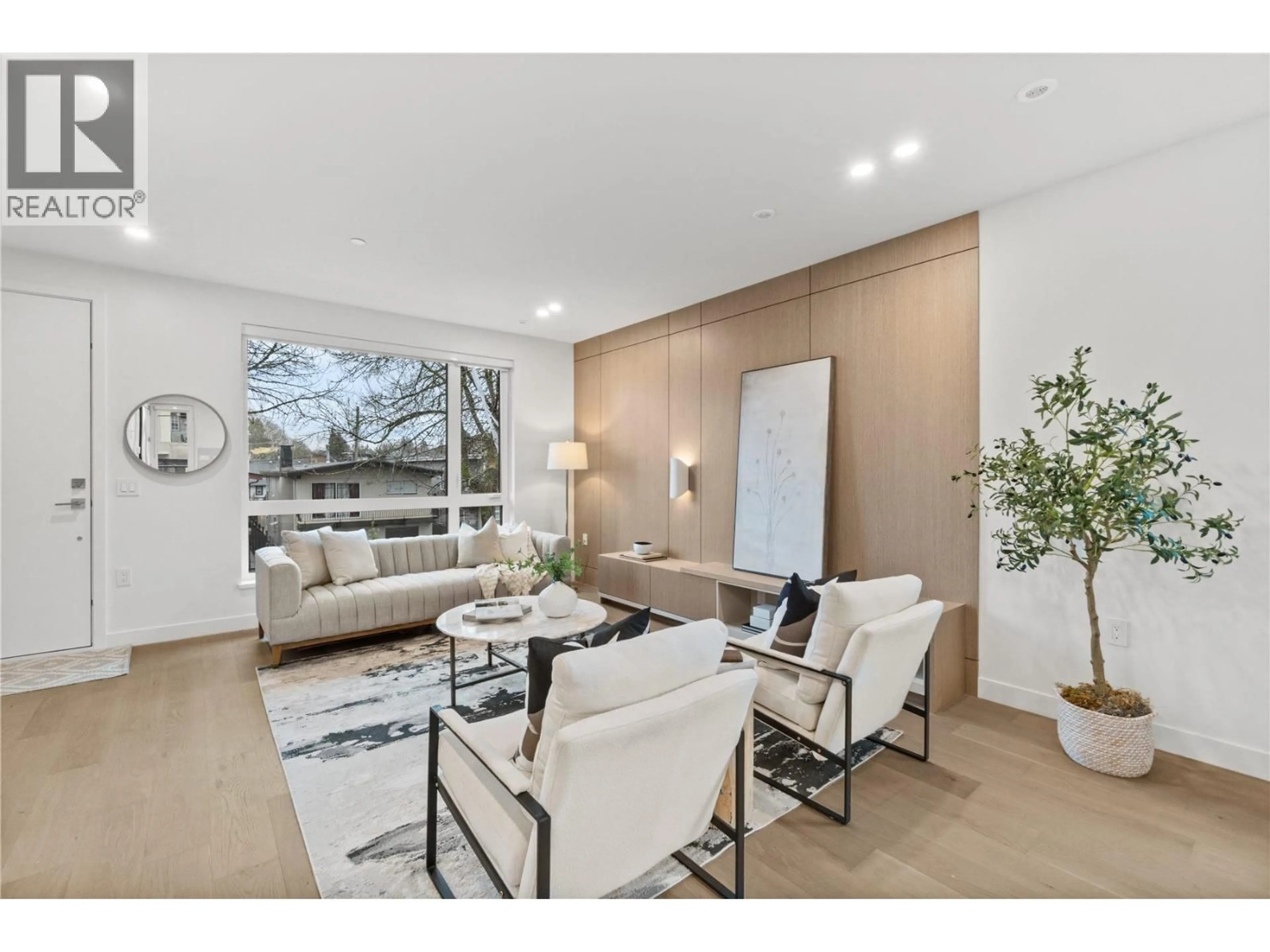 Living room with furniture, unknown for 2 - 4963 CHESTER STREET, Vancouver British Columbia V5W3A7