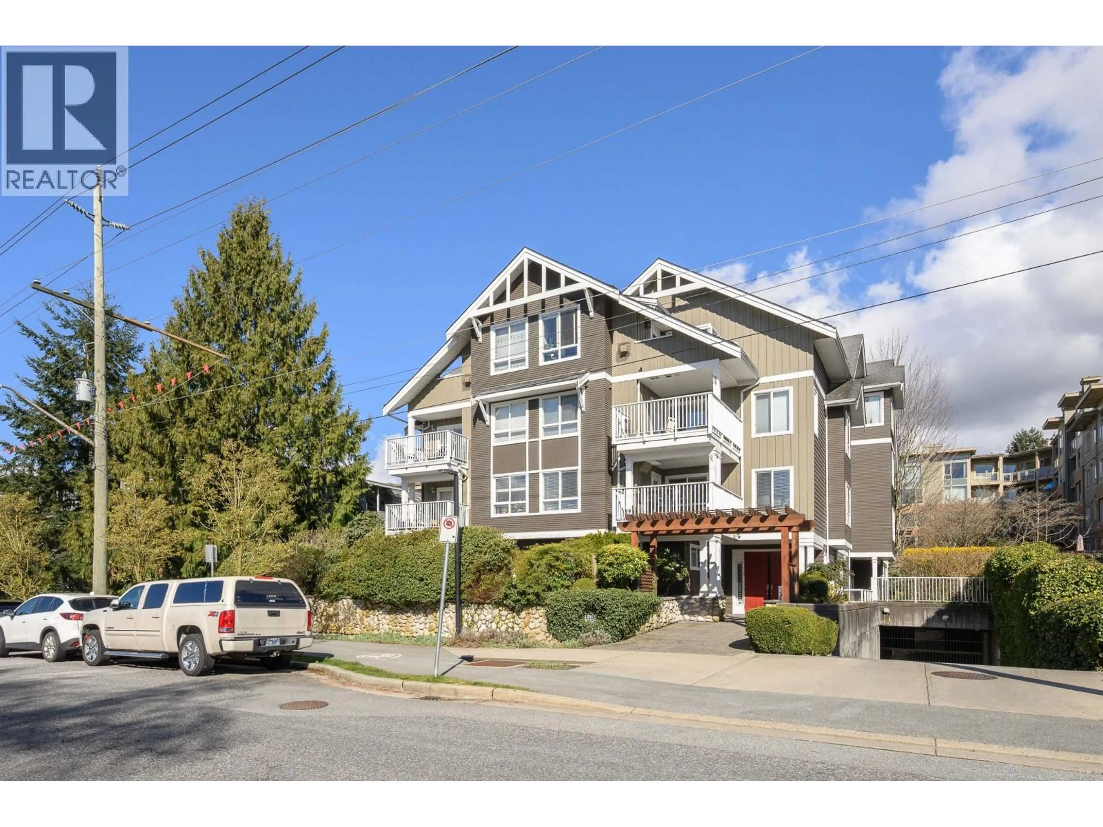 Unknown for 201 - 128 21ST STREET, North Vancouver British Columbia V7M1Y9