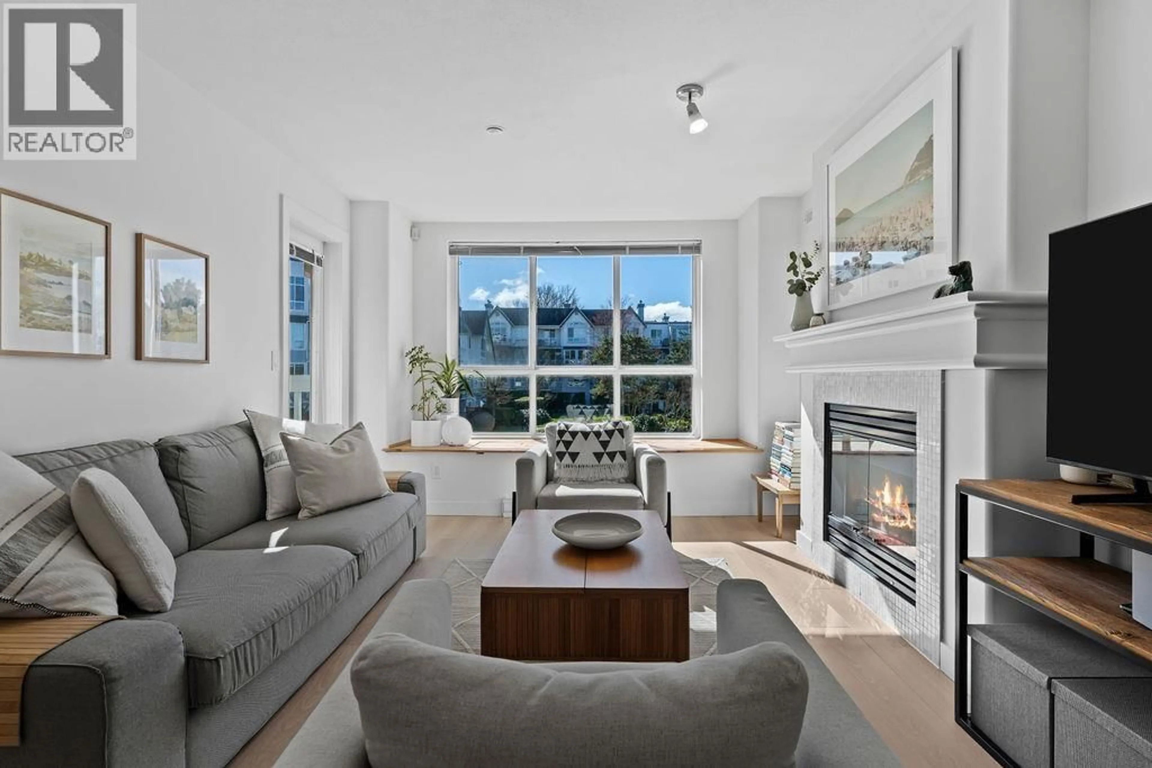 Living room with furniture, unknown for 219 - 12633 NO. 2 ROAD, Richmond British Columbia V7E6N5