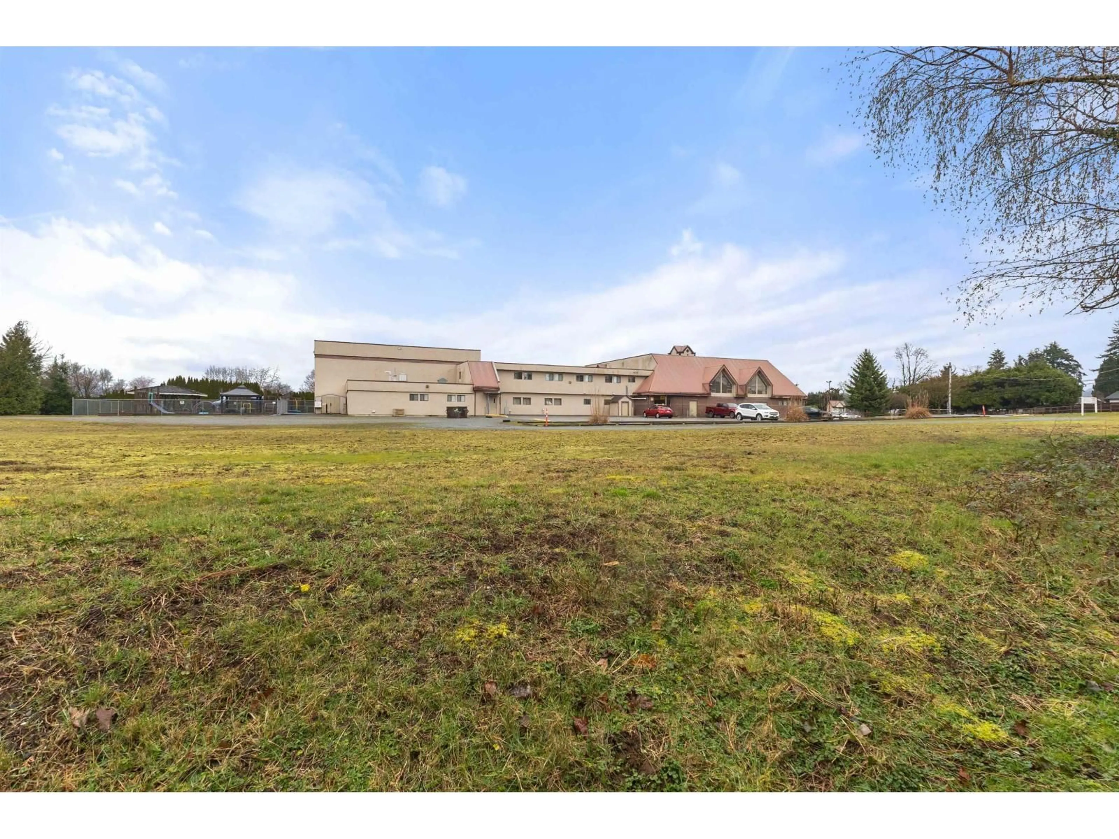 A pic from outside/outdoor area/front of a property/back of a property/a pic from drone, building for 3778 NANAIMO CRESCENT, Abbotsford British Columbia V2T4Z8