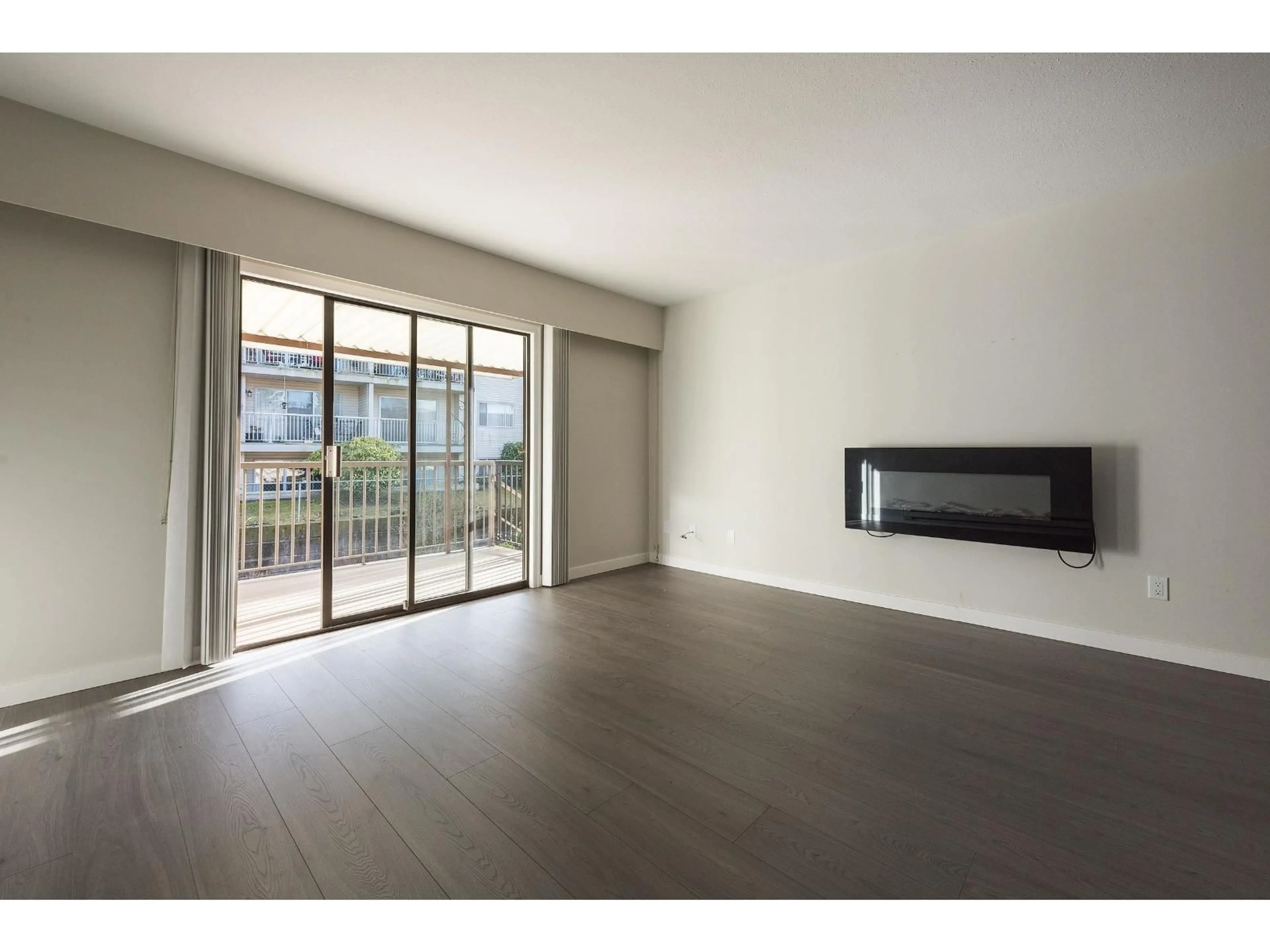 A pic of a room for 73 - 32718 GARIBALDI DRIVE, Abbotsford British Columbia V2T5T6