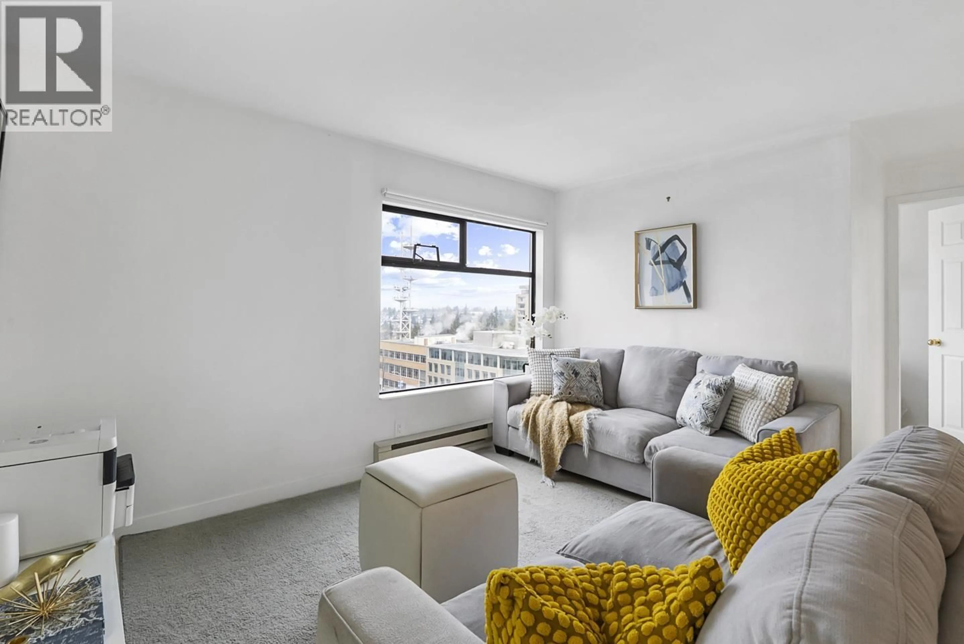 Living room with furniture, unknown for 1007 - 615 BELMONT STREET, New Westminster British Columbia V3M6A1