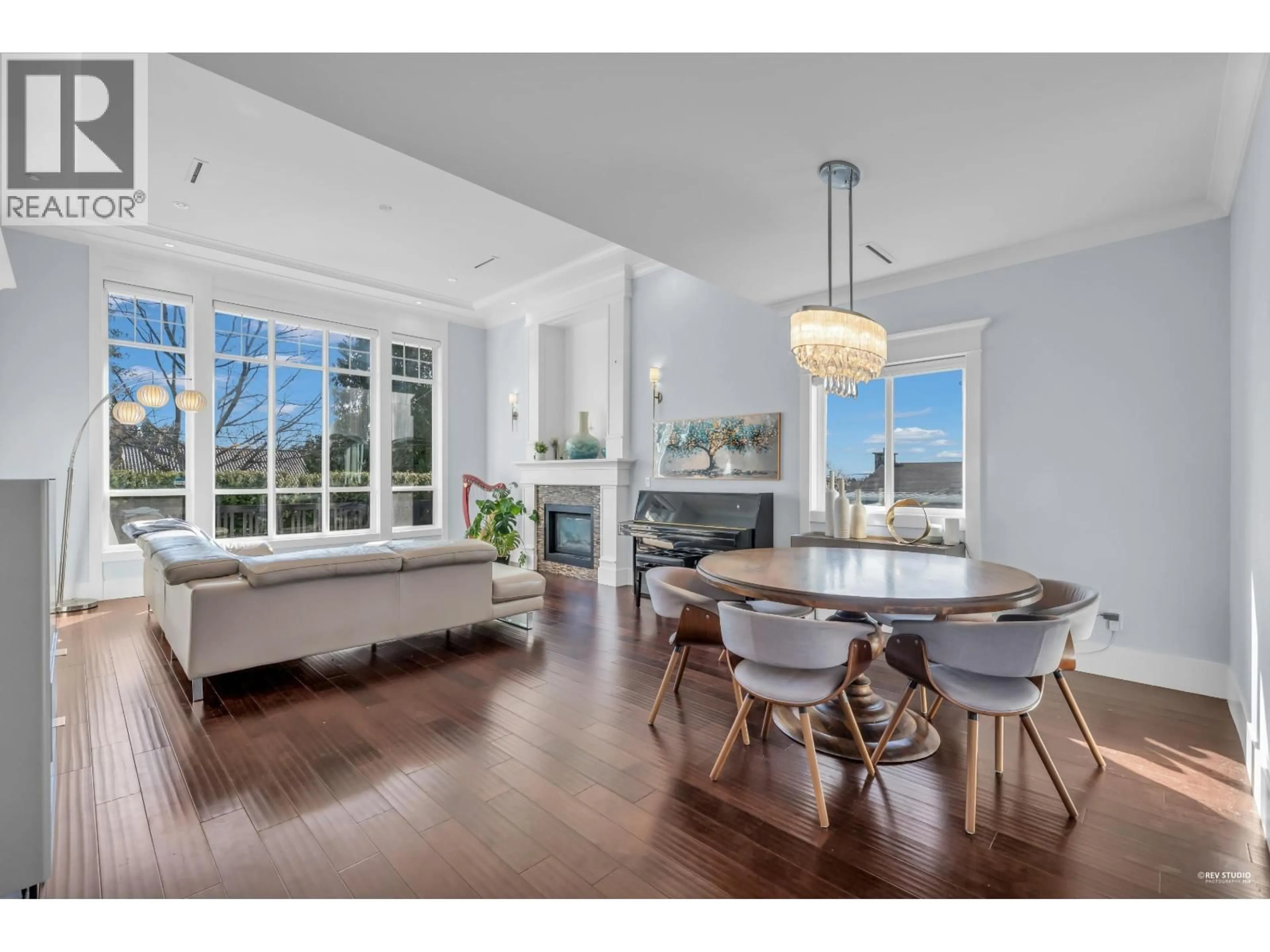 Unknown for 4133 VICTORY STREET, Burnaby British Columbia V5J1P6