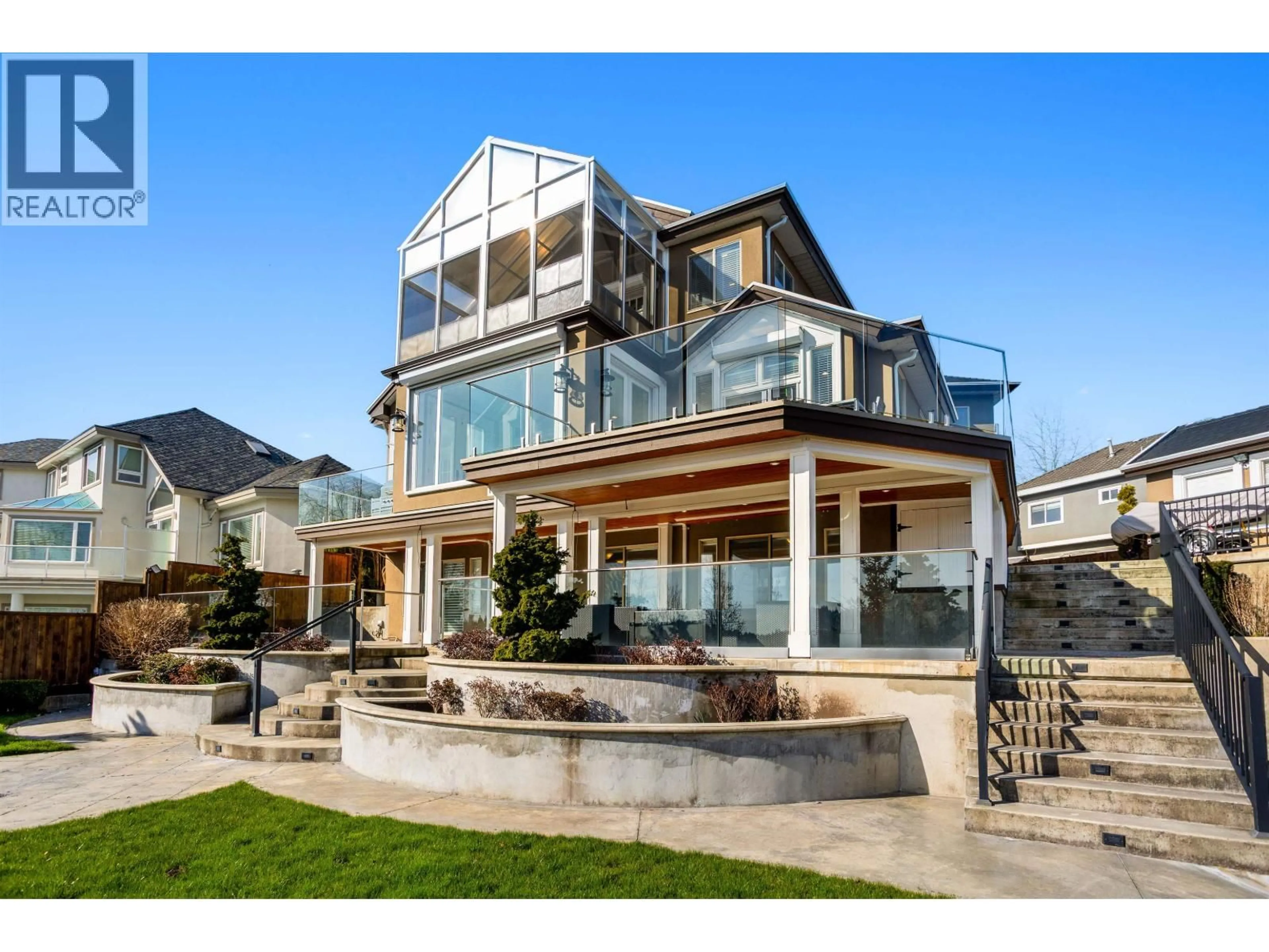 Home with vinyl exterior material, unknown for 745 CAPITAL COURT, Port Coquitlam British Columbia V3C6E4