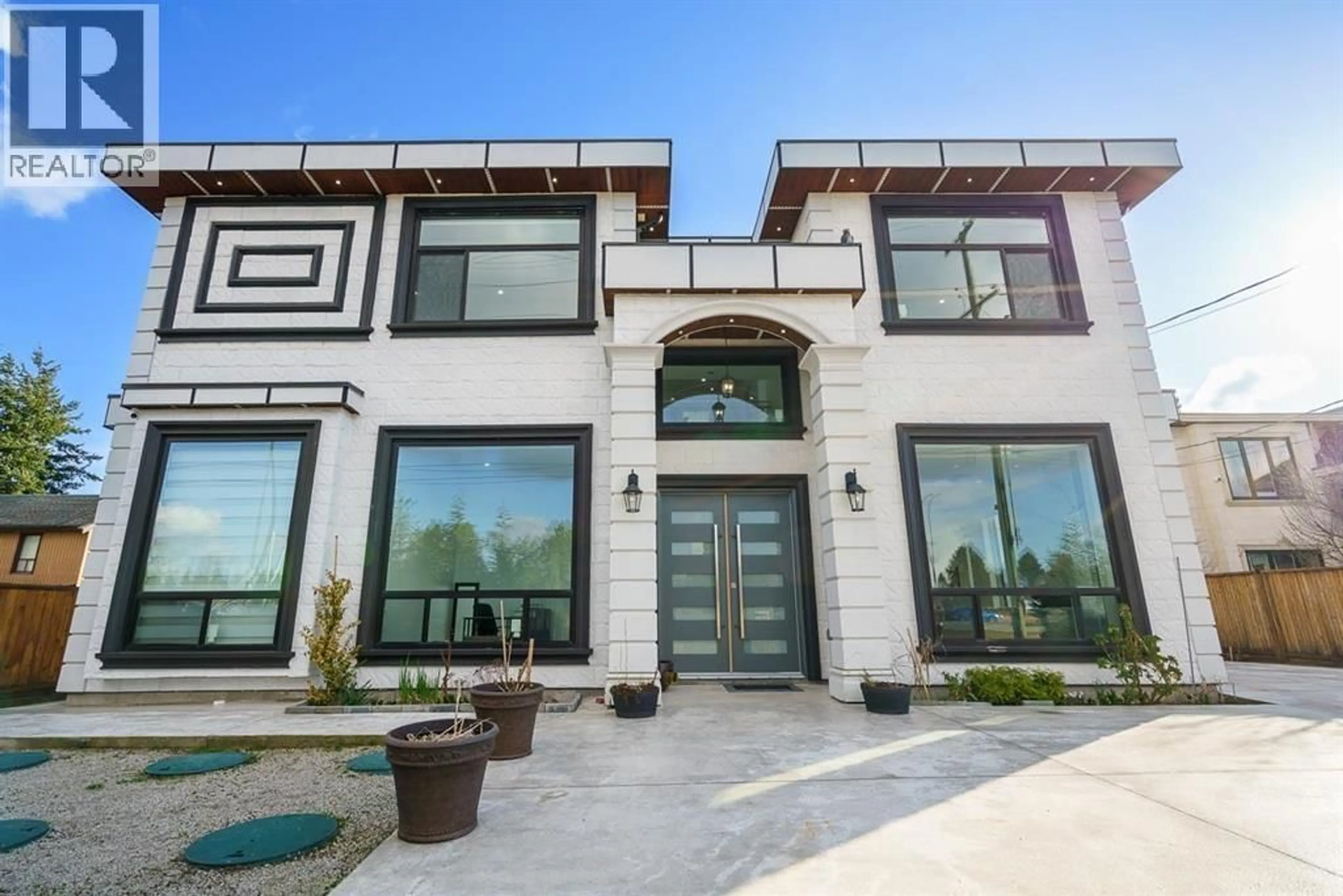 Home with brick exterior material, unknown for 12080 WESTMINSTER HIGHWAY, Richmond British Columbia V6V1A1