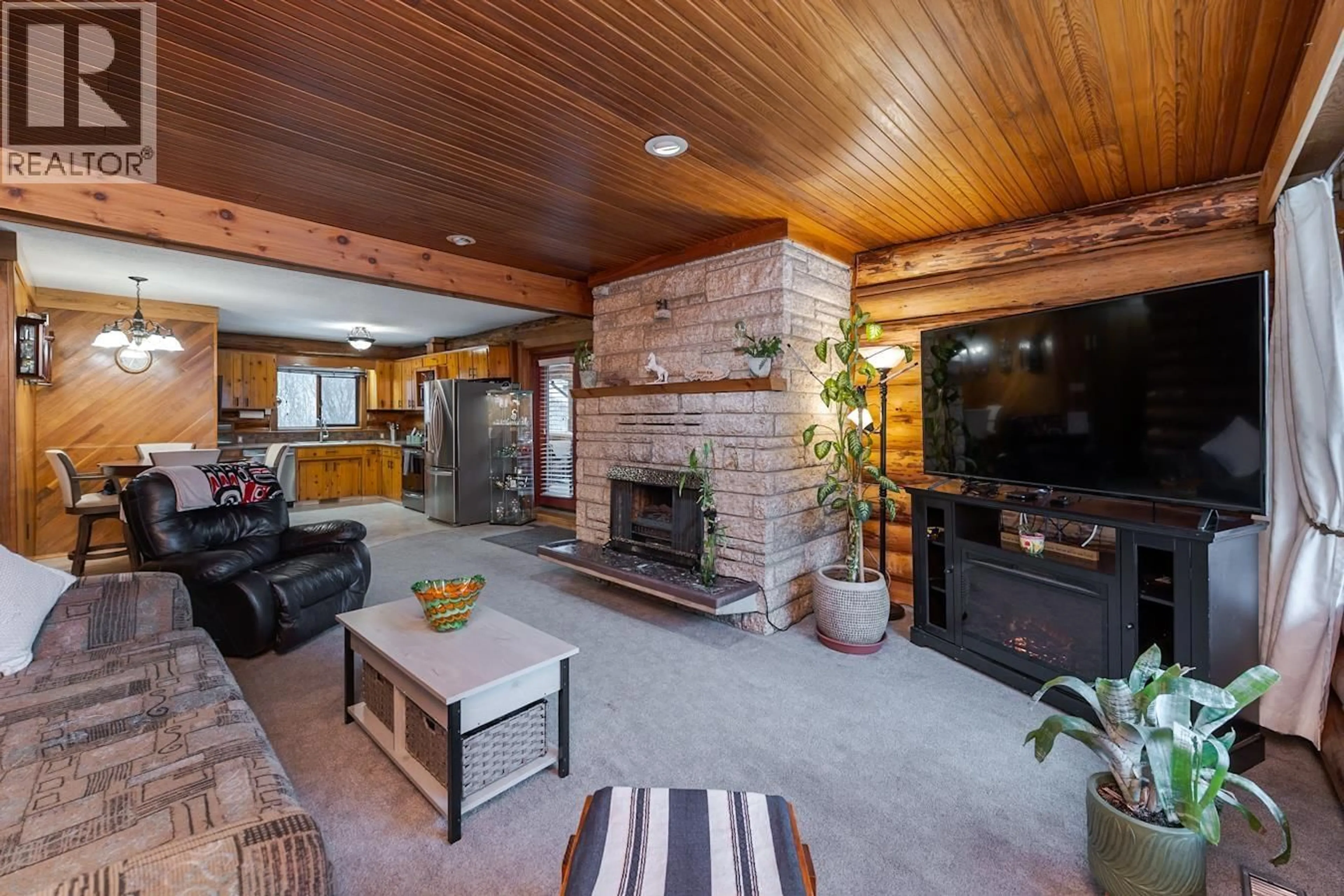 Unknown for 2100 O'KEEFE AVENUE, Prince George British Columbia V2K1K9