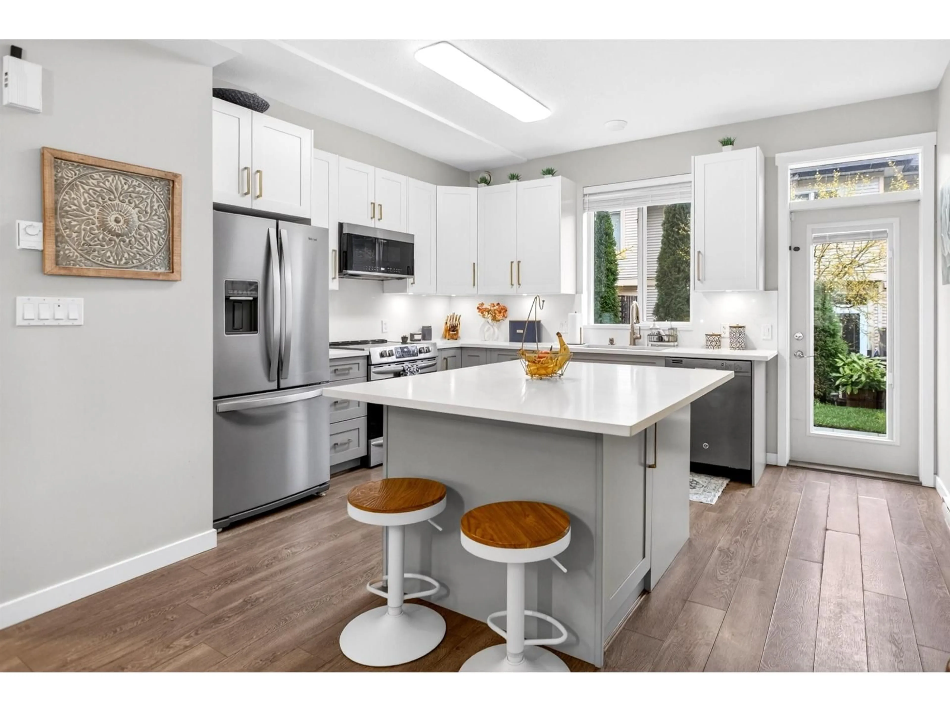 Open concept kitchen, unknown for 111 - 7938 209 STREET, Langley British Columbia V2Y0K1