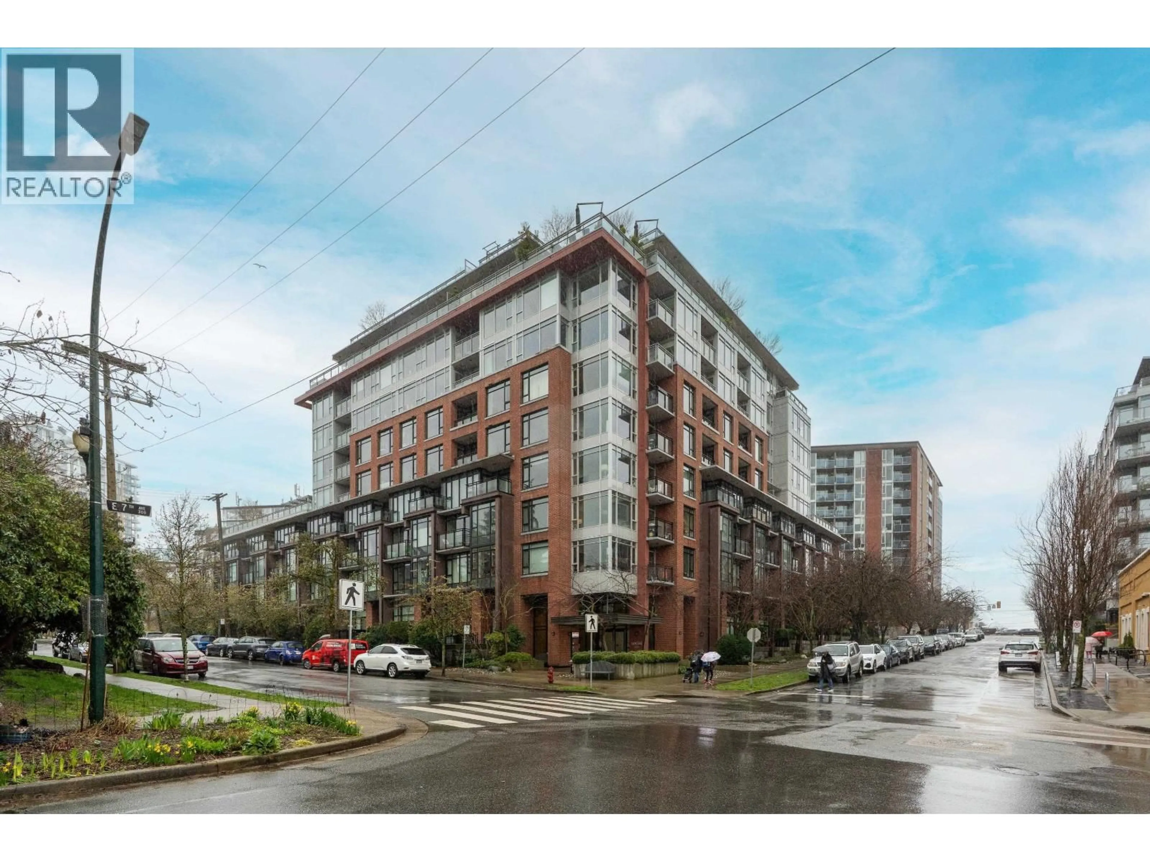 Blurry image for 302 - 2321 SCOTIA STREET, Vancouver British Columbia V5T0A8